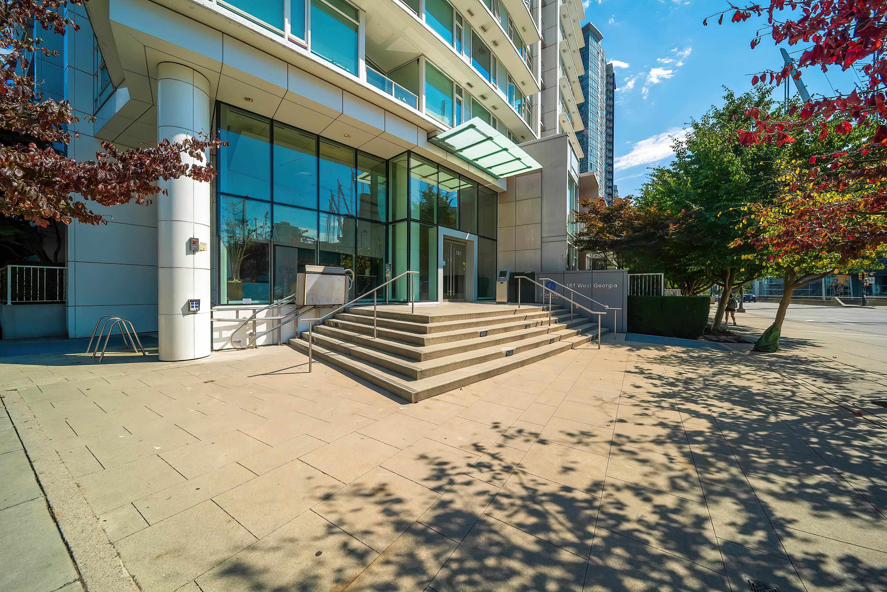 2302 161 GEORGIA STREET, R3038005, BC,