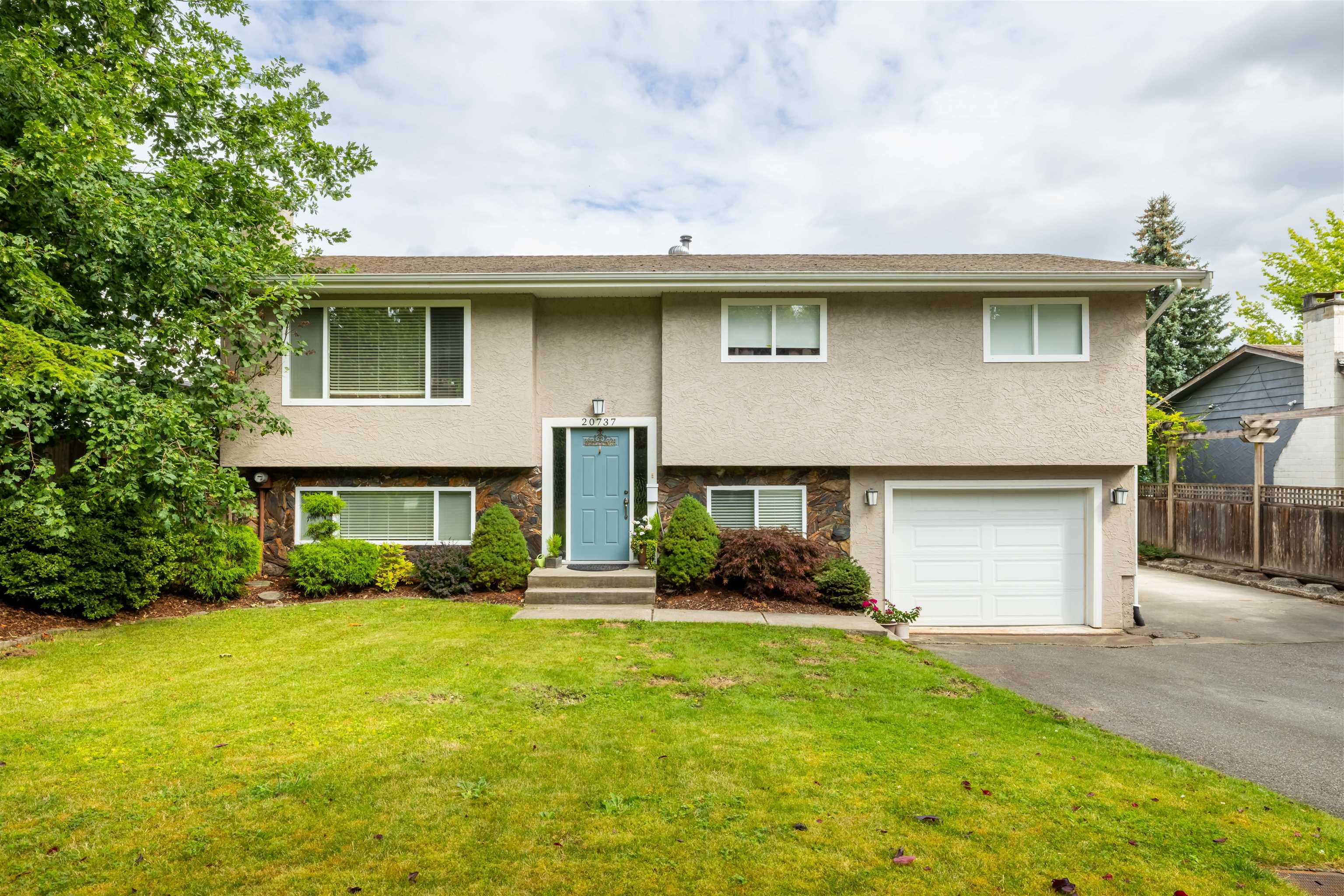 20737 GRADE CRESCENT, Langley BC V3A 4K2, R3038048, BC,