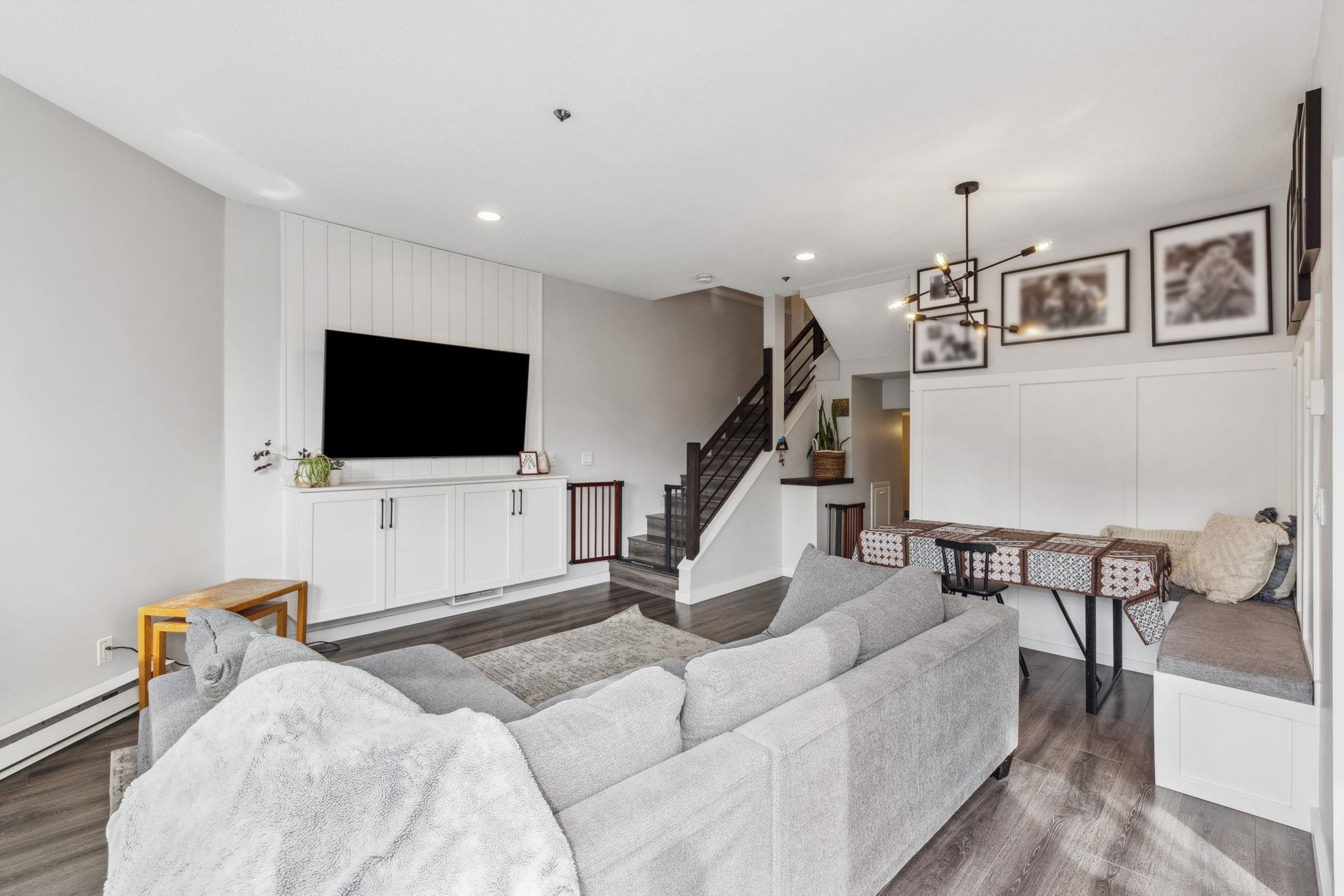 5 2711 KENT AVENUE NORTH, R3038065, BC,