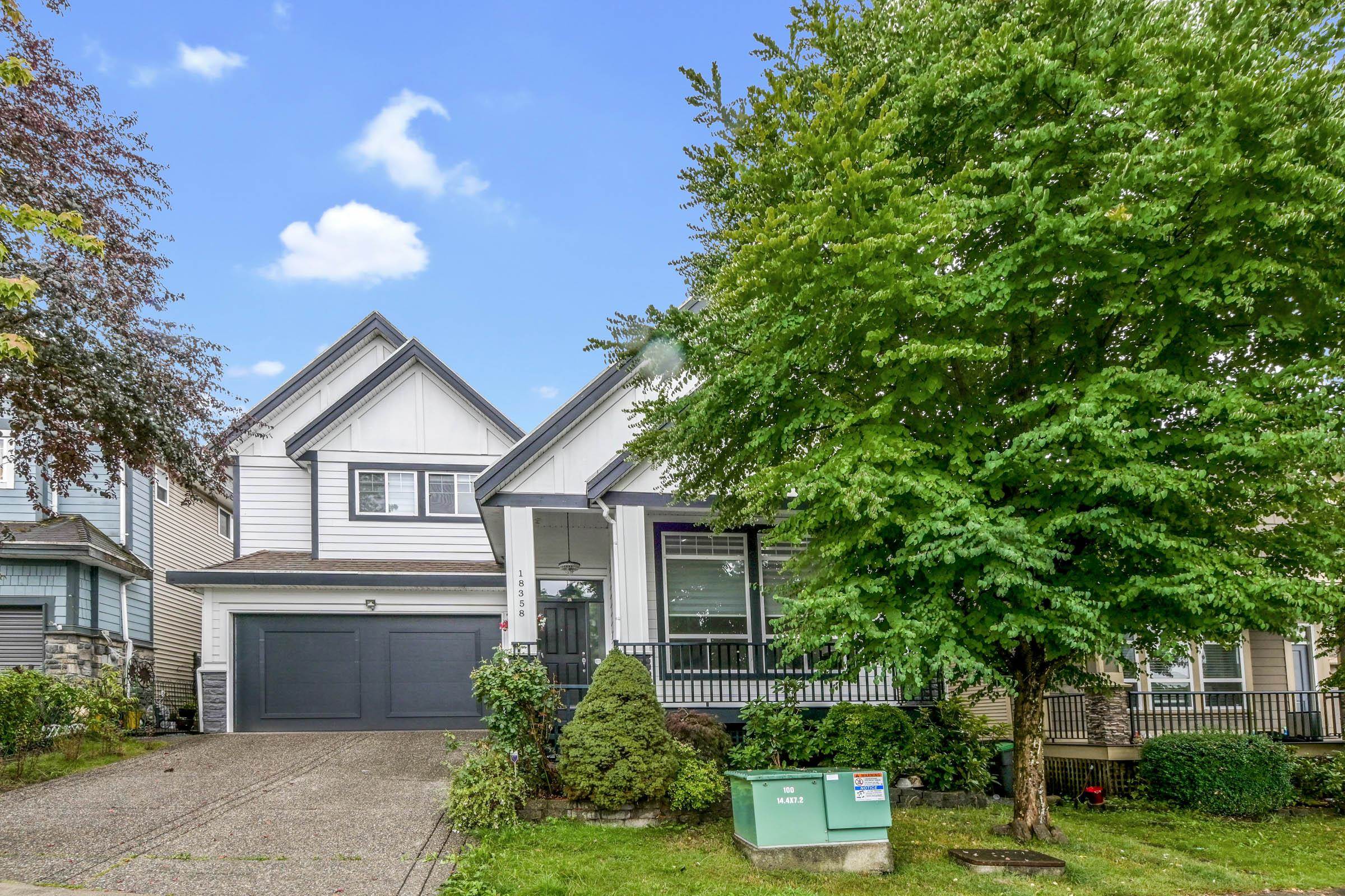18358 67 AVENUE, Surrey BC V3S 1E5, R3038117, BC,