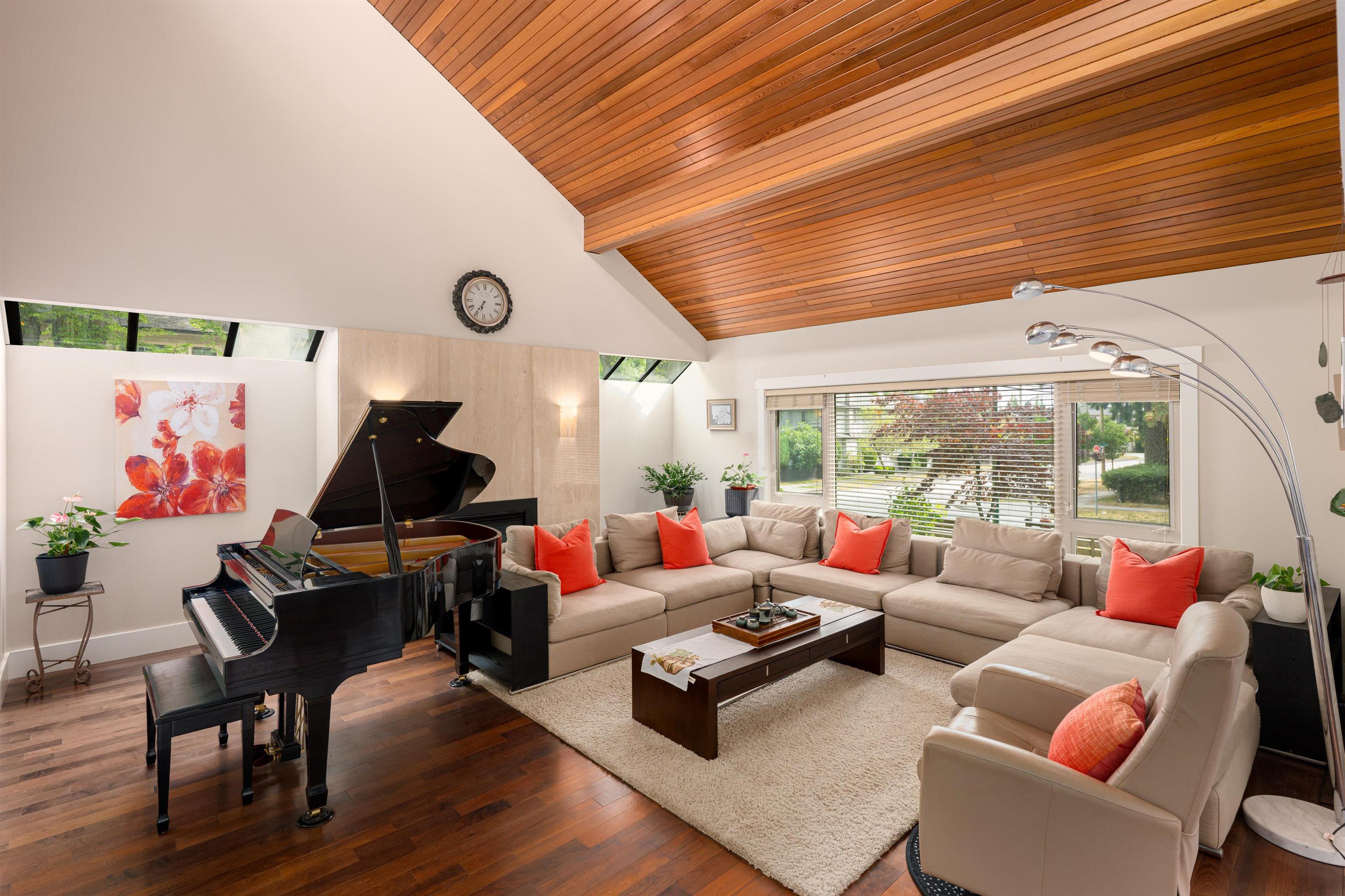 5483 CARNARVON STREET, Vancouver BC V6N 4G1, R3038207, BC,