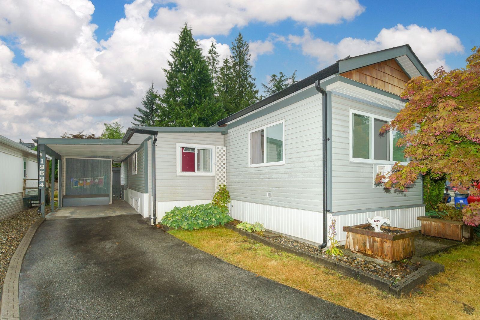 9 19694 POPLAR PLACE, R3038224, BC,