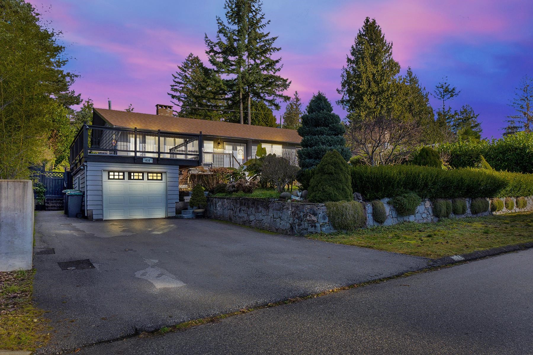 638 ELSTREE PLACE, North Vancouver BC V7N 2Y3, R3038383, BC,