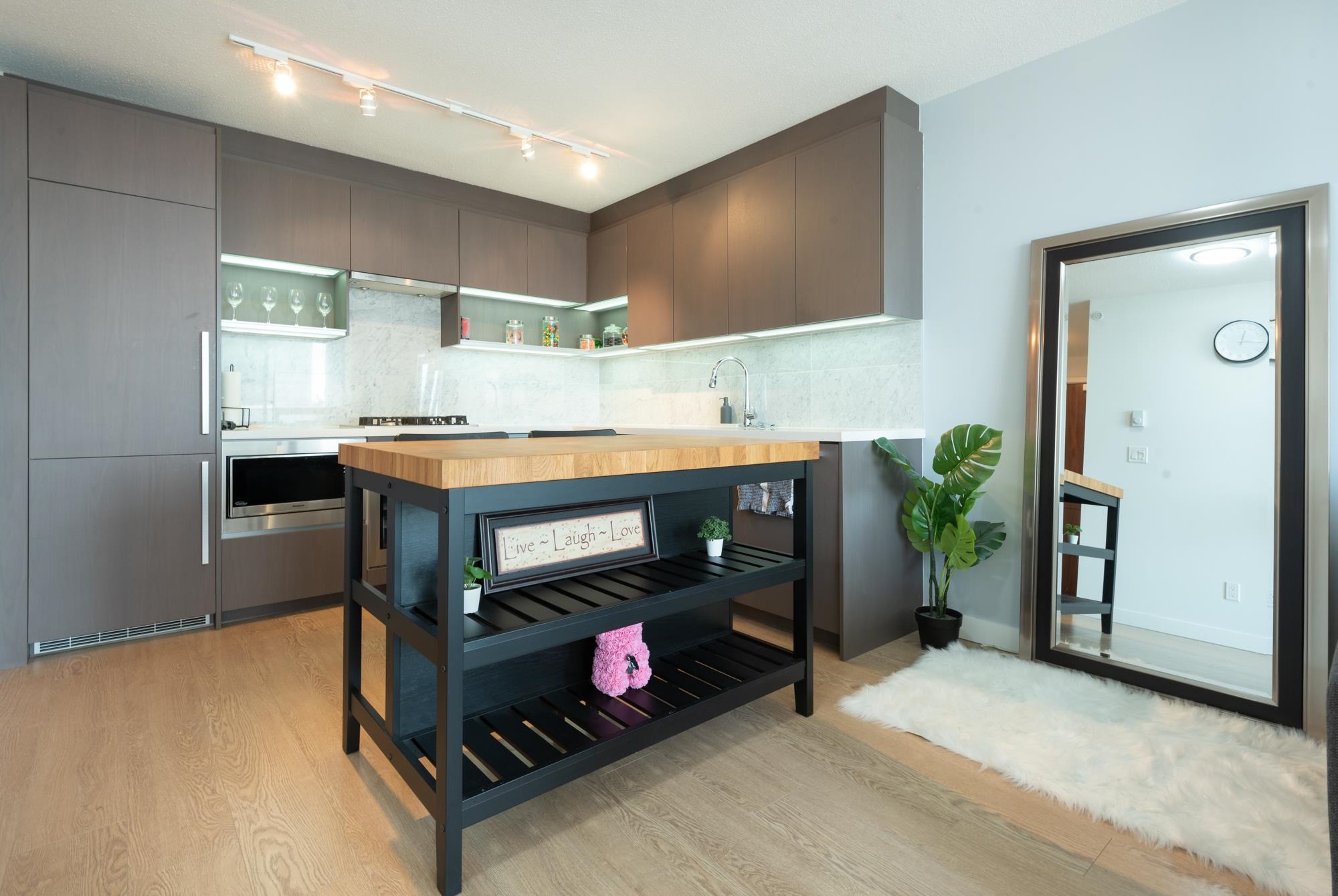 1808 13696 100 AVENUE, R3038516, BC,