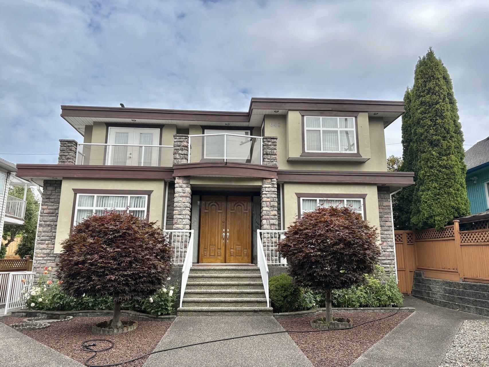 648 E 3RD STREET, North Vancouver BC V7L 1G7, R3038610, BC,