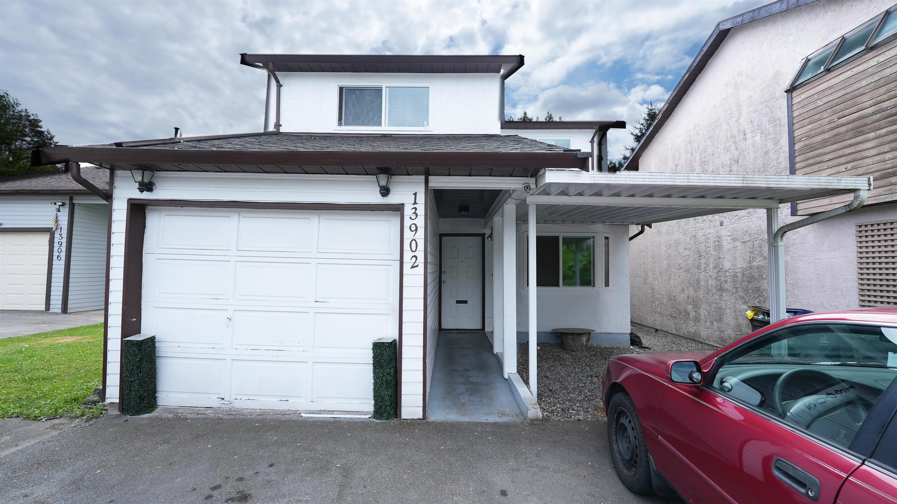 13902 LAUREL DRIVE, Surrey BC V3T 1A9, R3038611, BC,