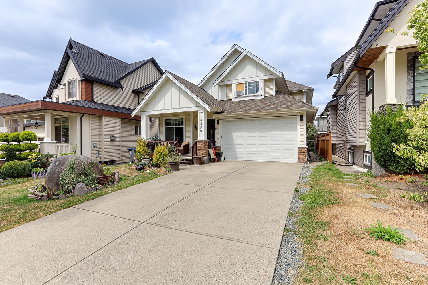 18359 67 AVENUE, Surrey BC V3S 1E5, R3038614, BC,