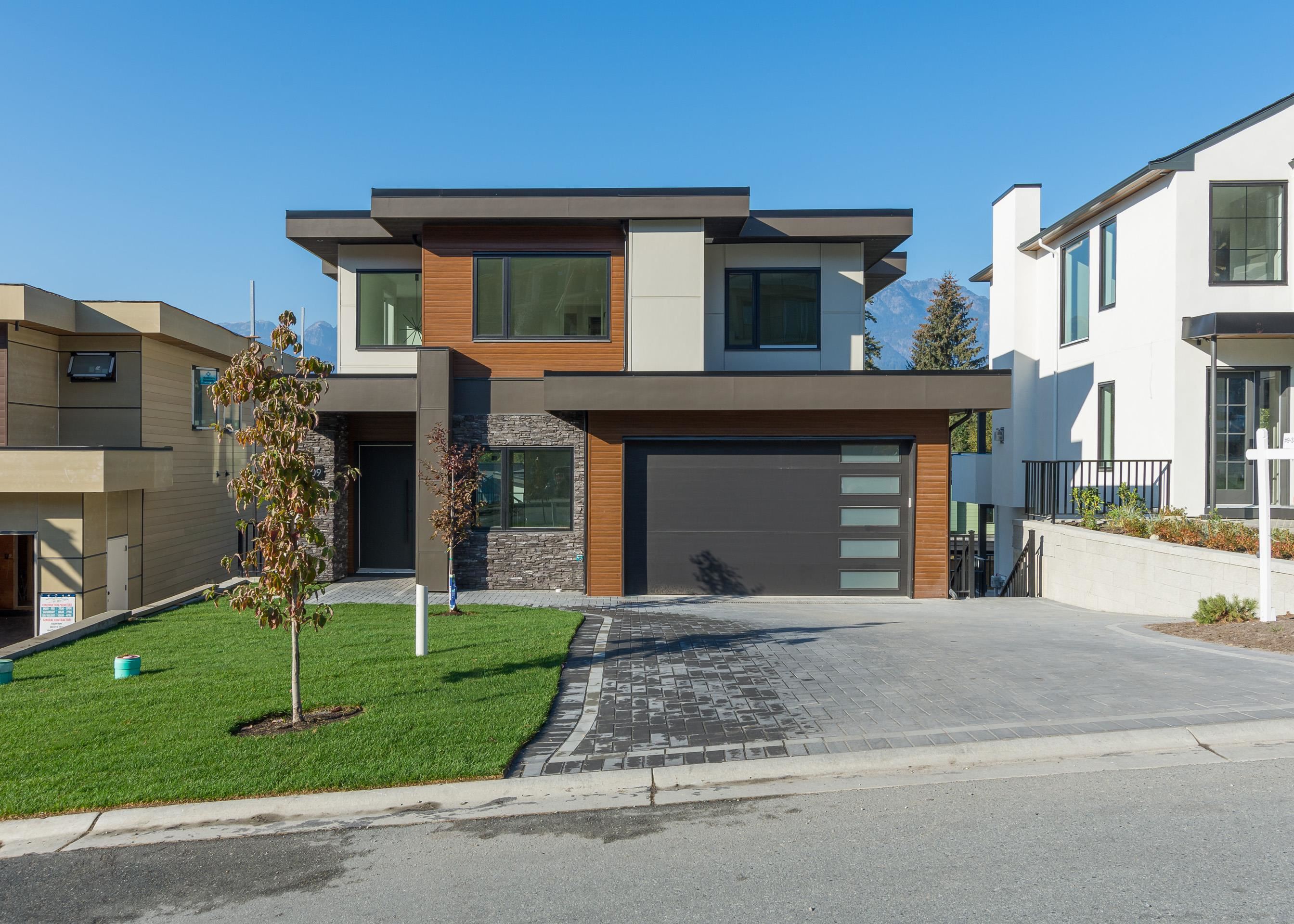 9 3385 MAMQUAM ROAD, R3038631, BC,