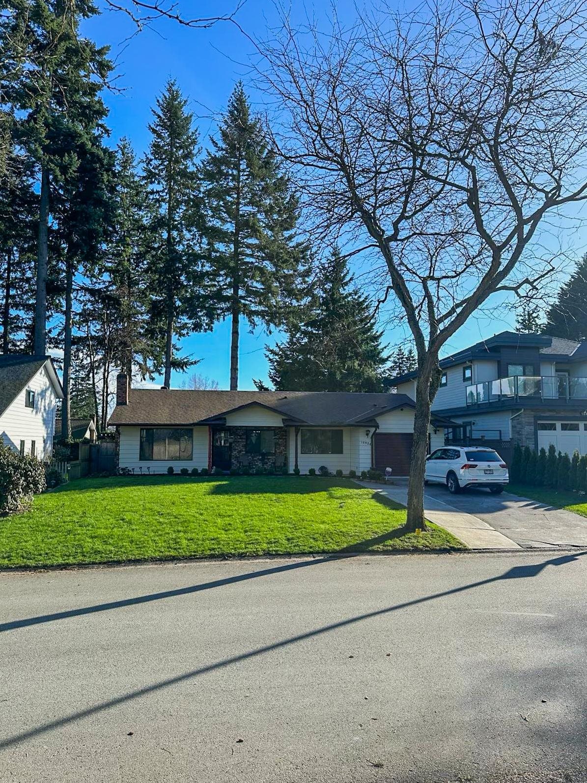 15324 22 AVENUE, Surrey BC V4A 5Y8, R3038749, BC,