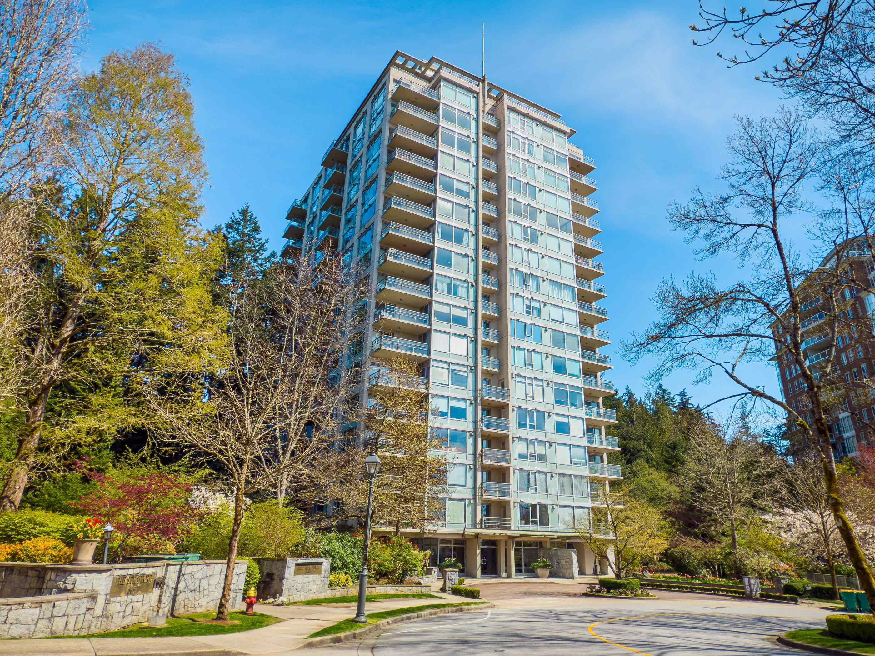707 5639 HAMPTON PLACE, R3038763, BC,