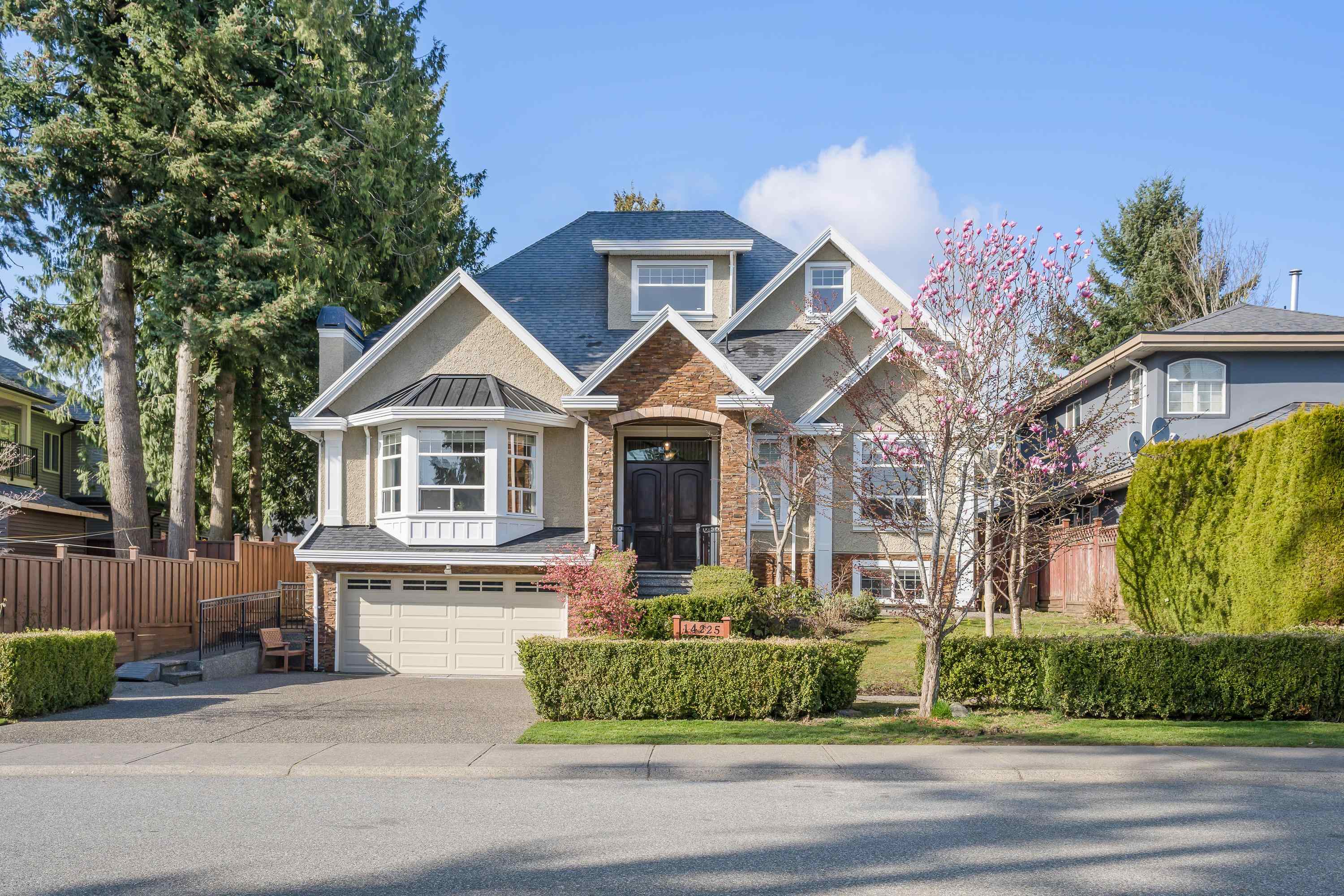 14225 69A AVENUE, Surrey BC V3W 1A5, R3038774, BC,