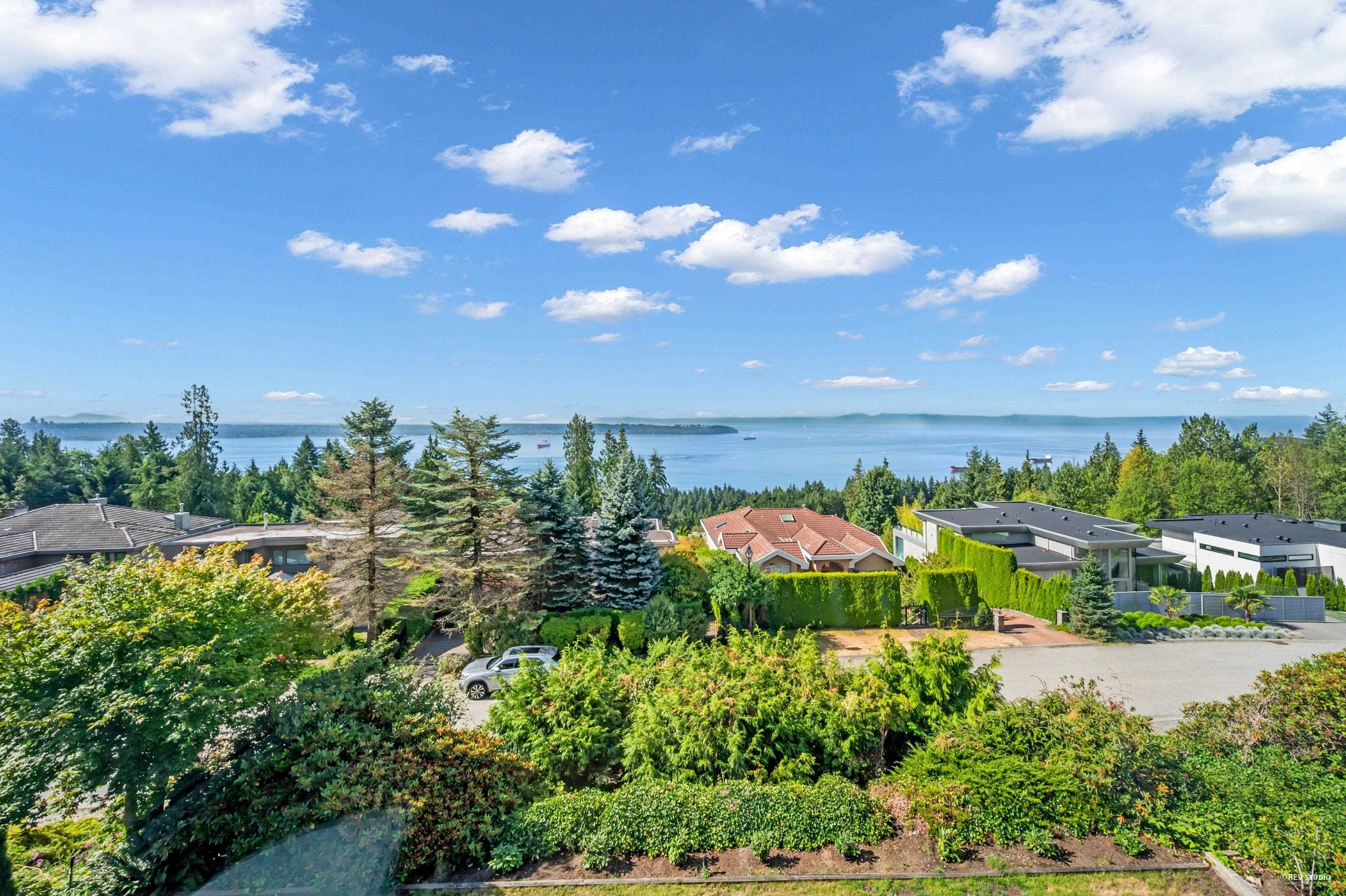 2662 CHELSEA PLACE, West Vancouver BC V7S 3E5, R3038822, BC,