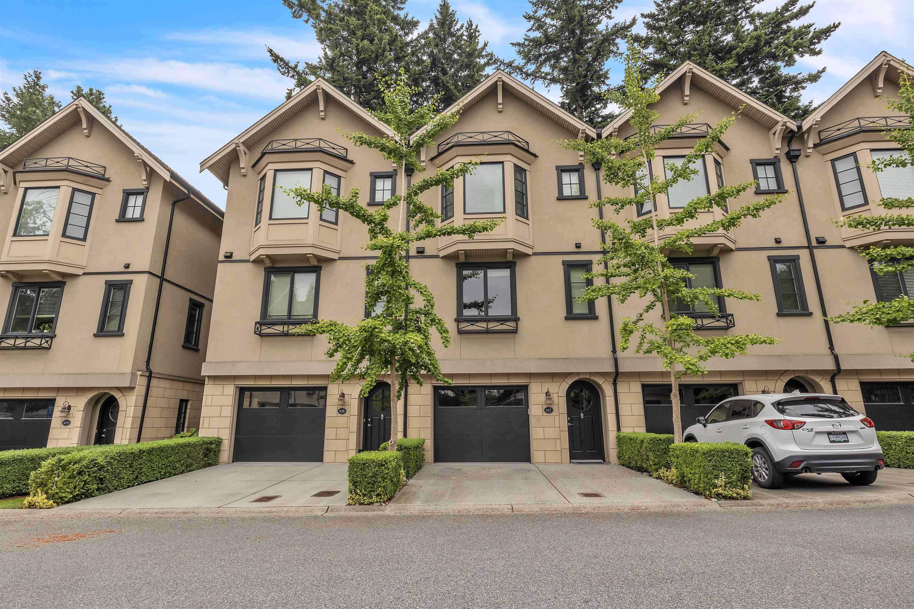 527 2580 LANGDON STREET, R3038876, BC,