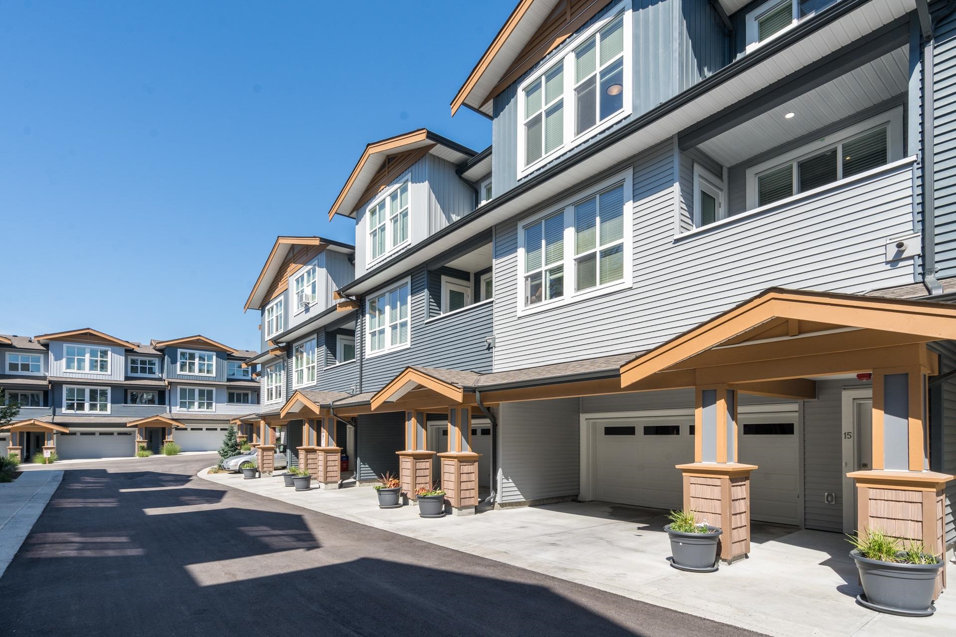 16 24086 104 AVENUE, R3039047, BC,