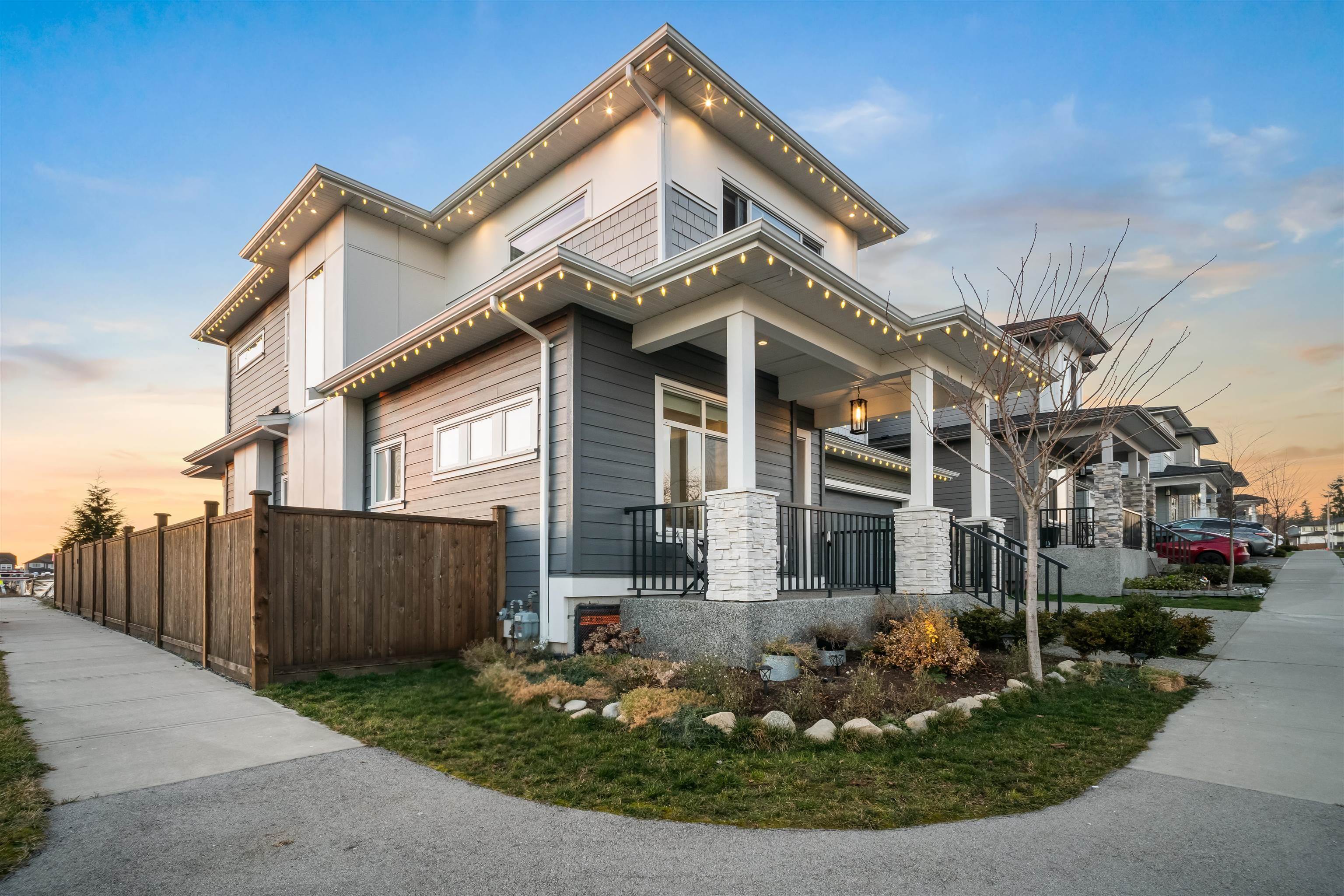 2055 167A STREET, Surrey BC V3Z 1J4, R3039100, BC,