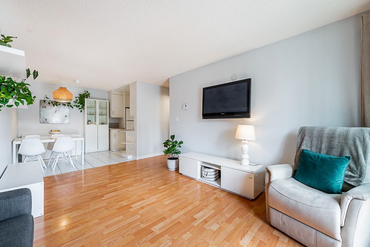 202 1103 HOWIE AVENUE, R3039143, BC,