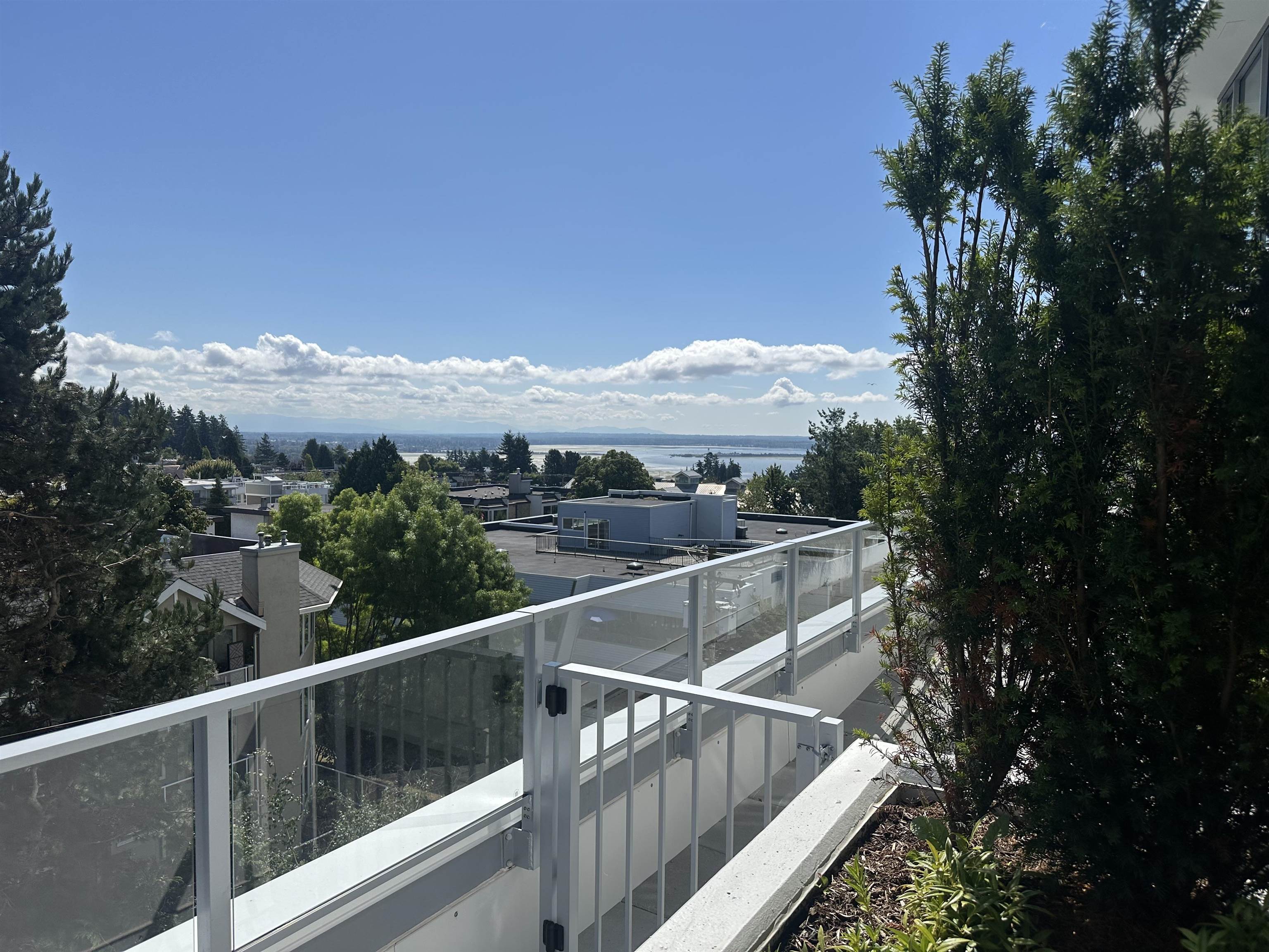 501 1342 JOHNSTON ROAD, R3039201, BC,