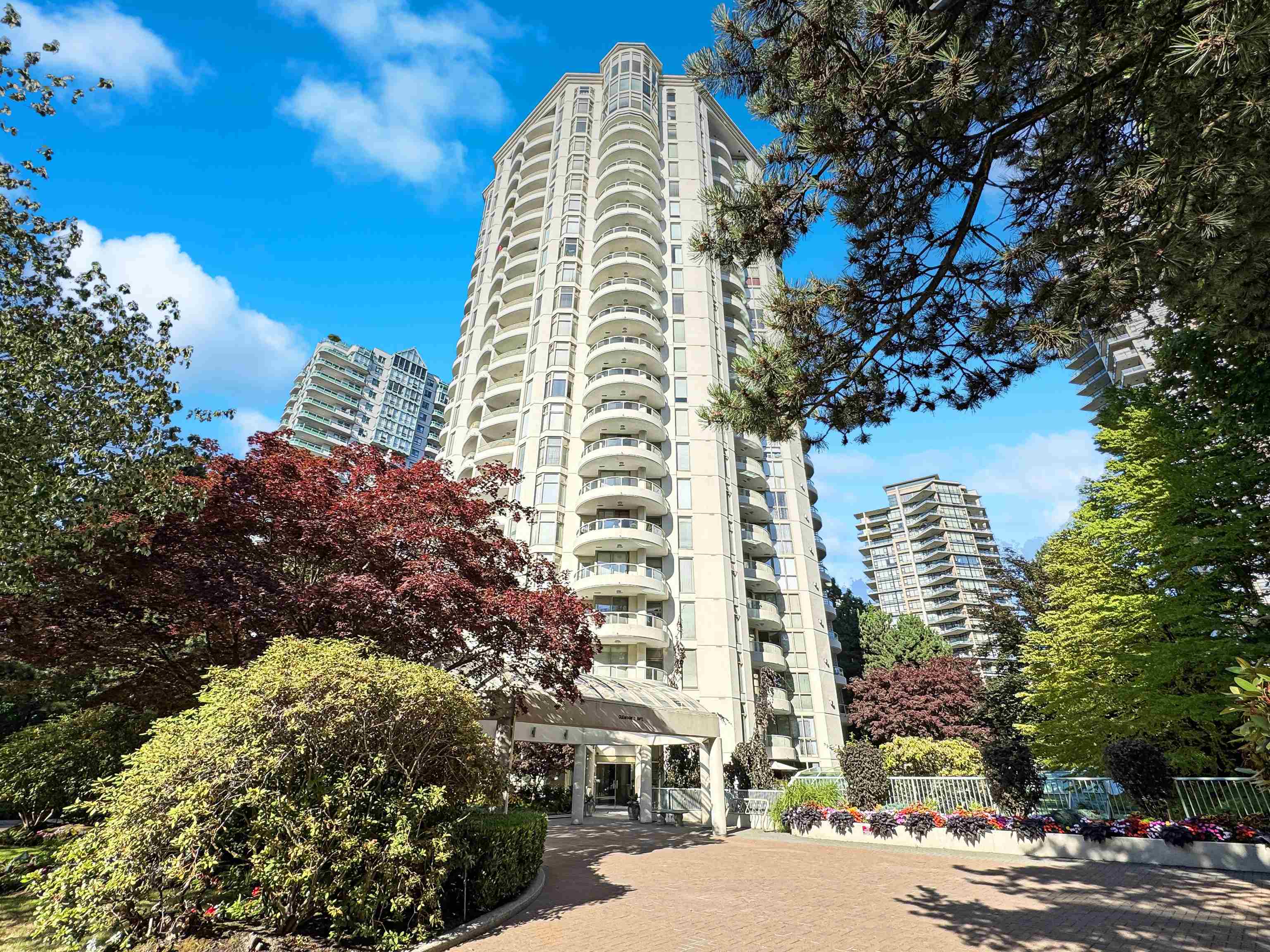 2406 6188 PATTERSON AVENUE, R3039283, BC,