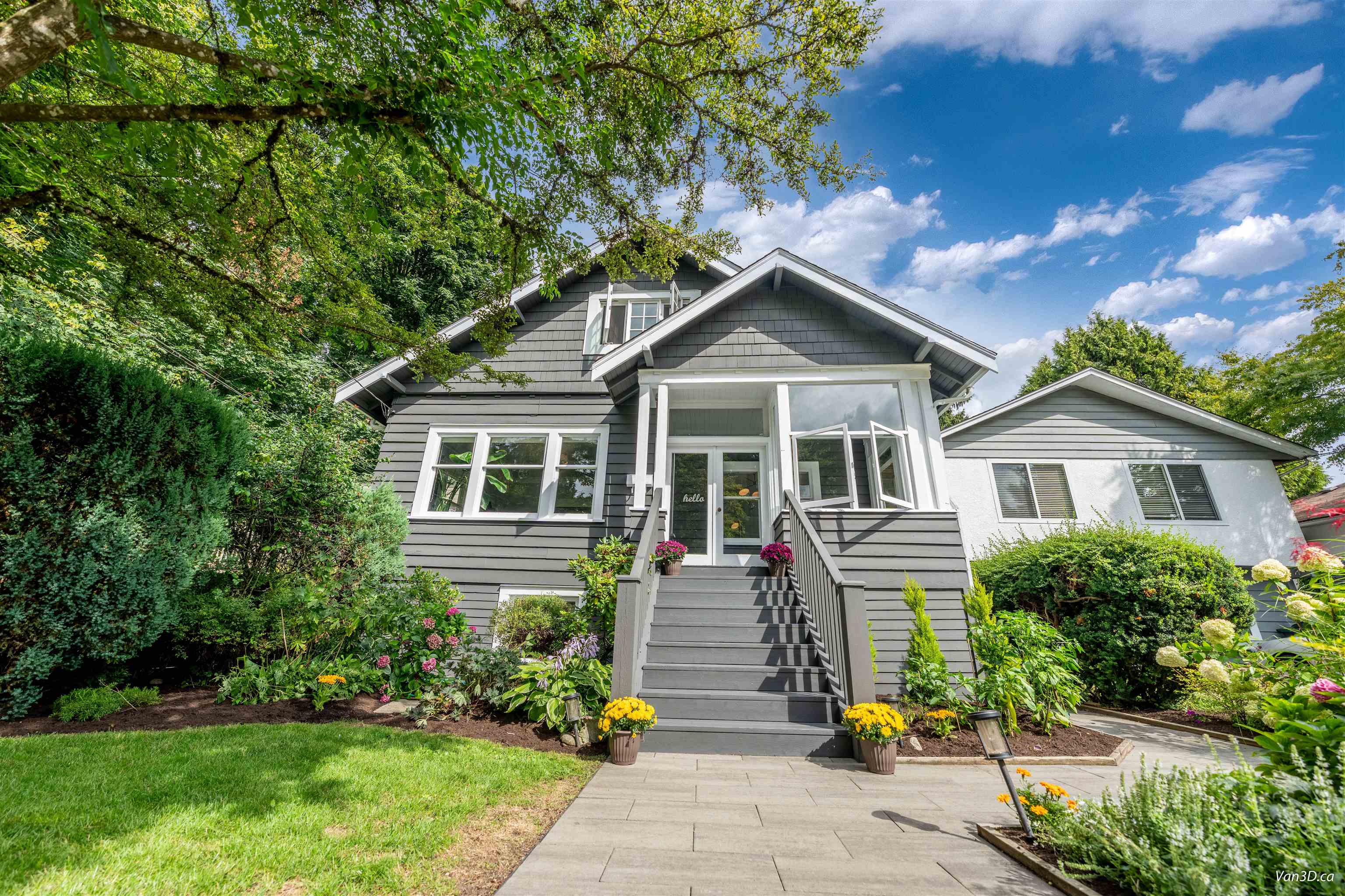 1866 BOWSER AVENUE, North Vancouver BC V7P 2Y7, R3039313, BC,