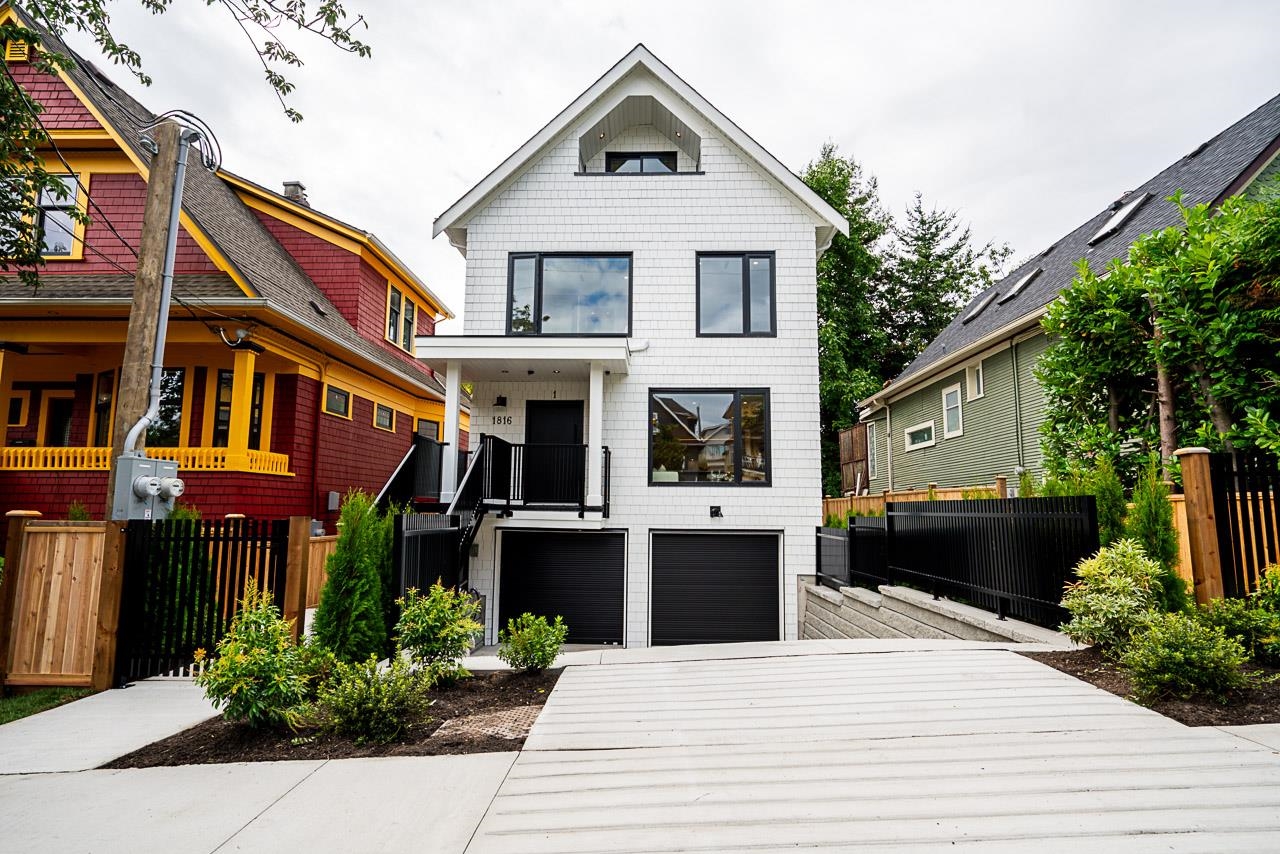 1 1816 3RD AVENUE, R3039460, BC,