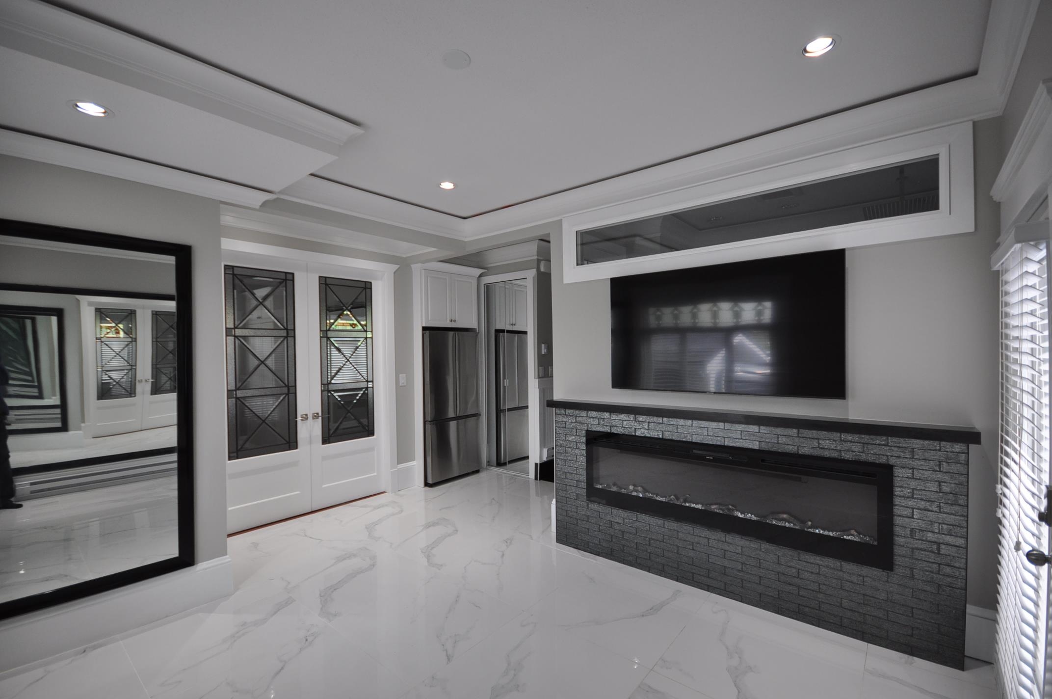 7505 KINGSWAY, Burnaby BC V3N 3C1, R3039588, BC,