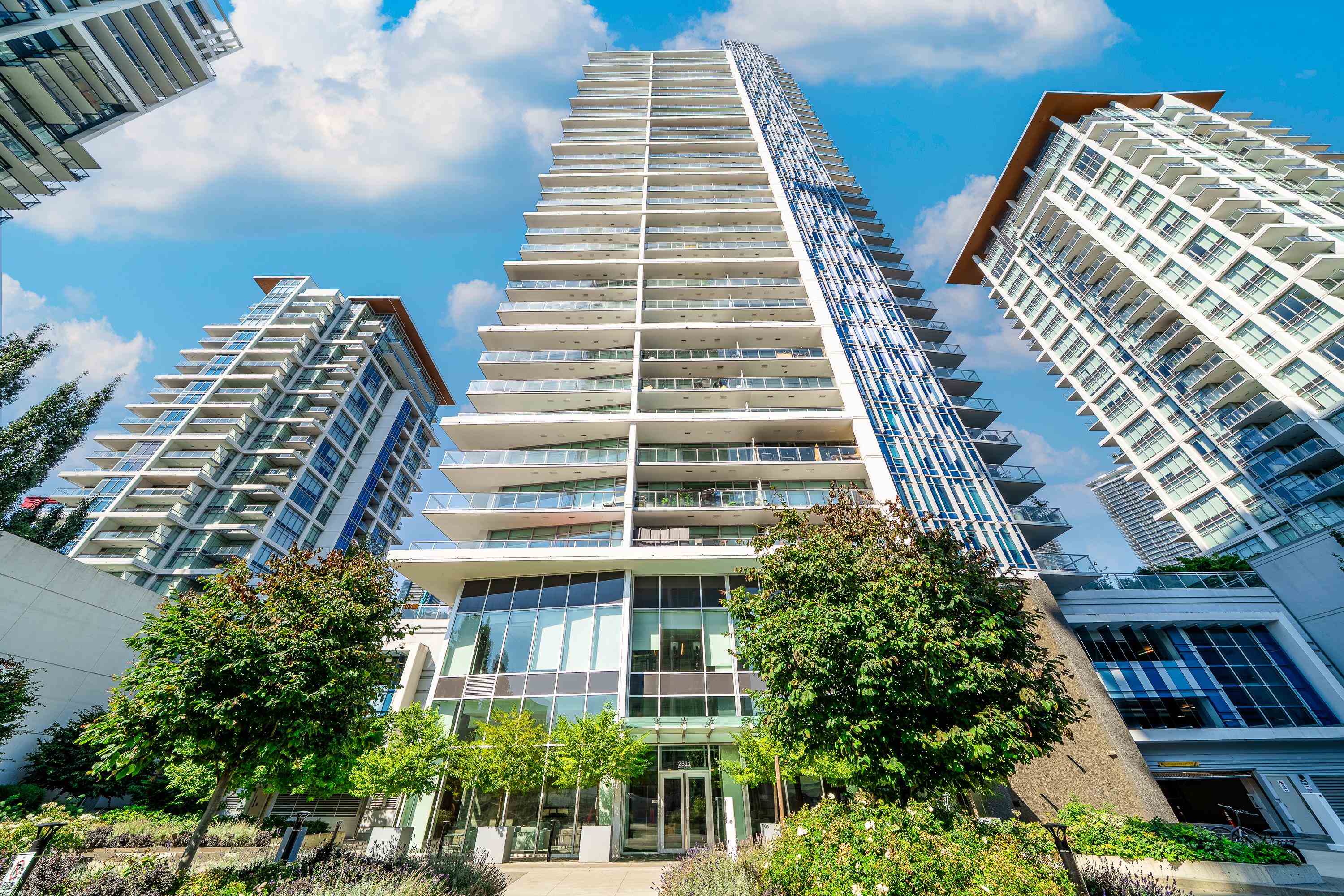 1702 2311 BETA AVENUE, R3039764, BC,