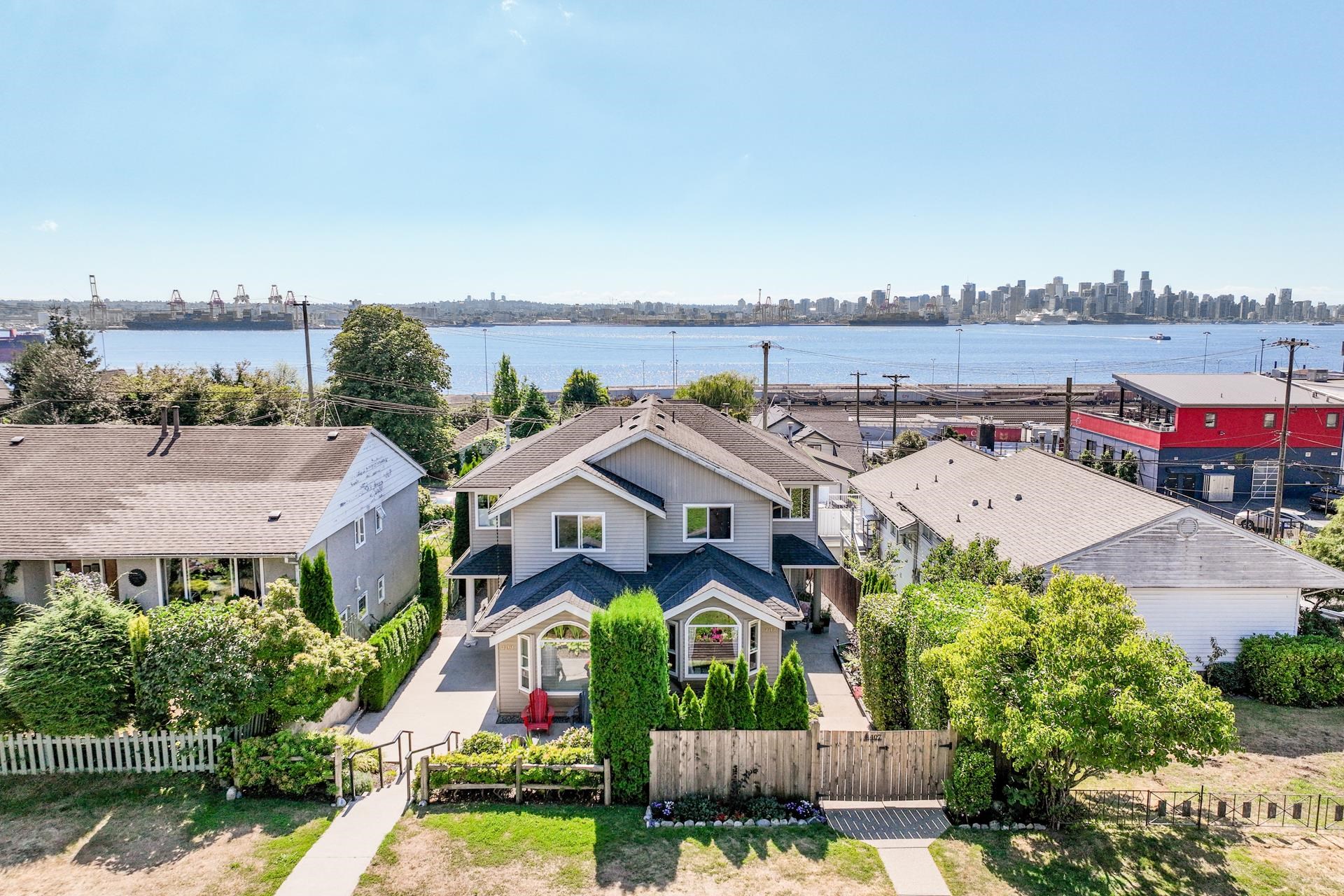 407 E 1ST STREET, North Vancouver BC V7L 1B8, R3039767, BC,