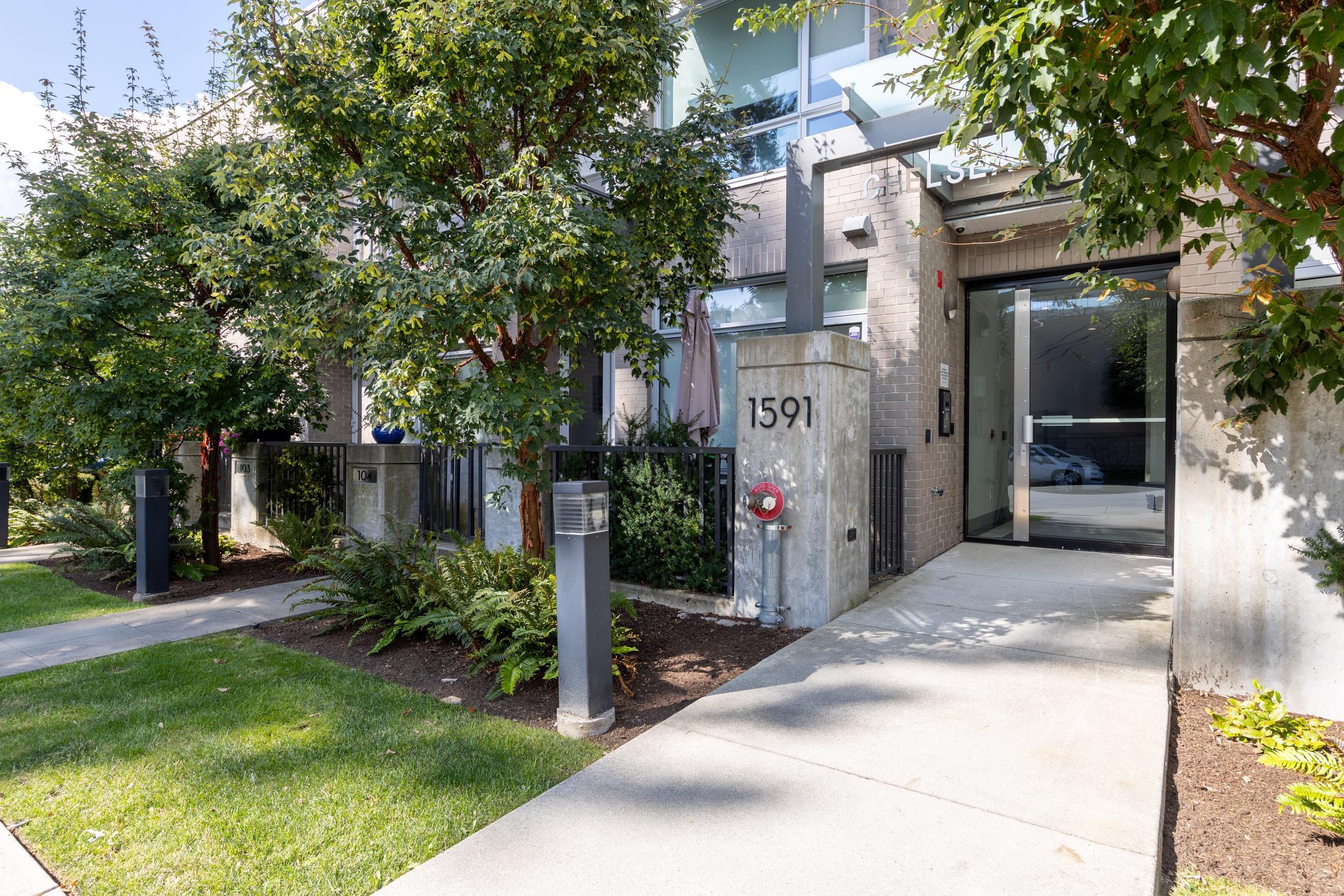 205 1591 BOWSER AVENUE, R3039791, BC,