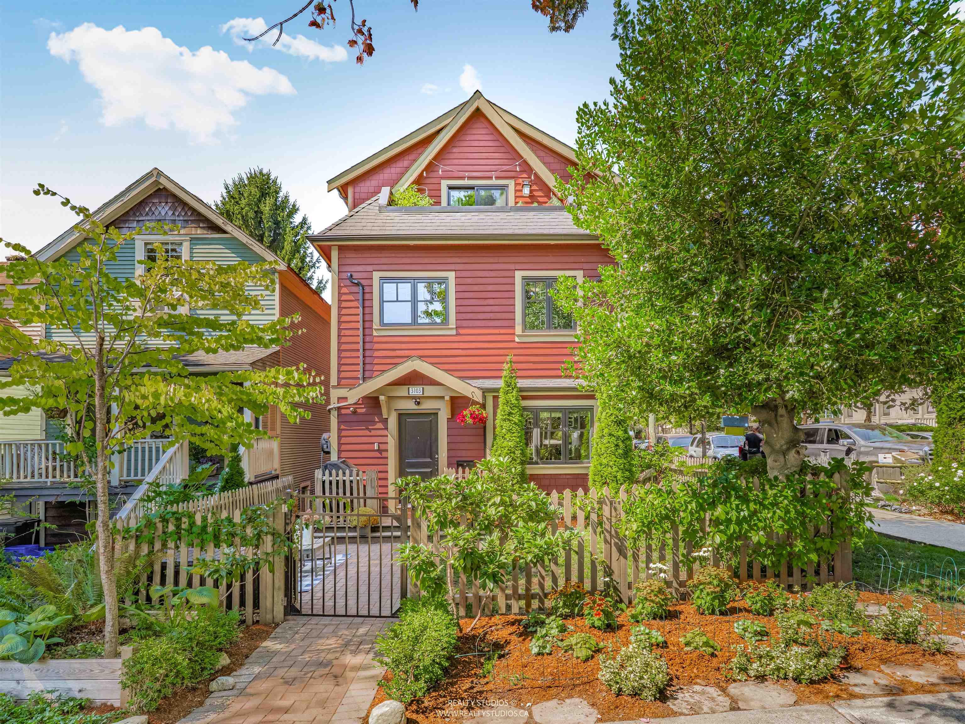 3103 ST. GEORGE STREET, Vancouver BC V5T 3R9, R3040123, BC,