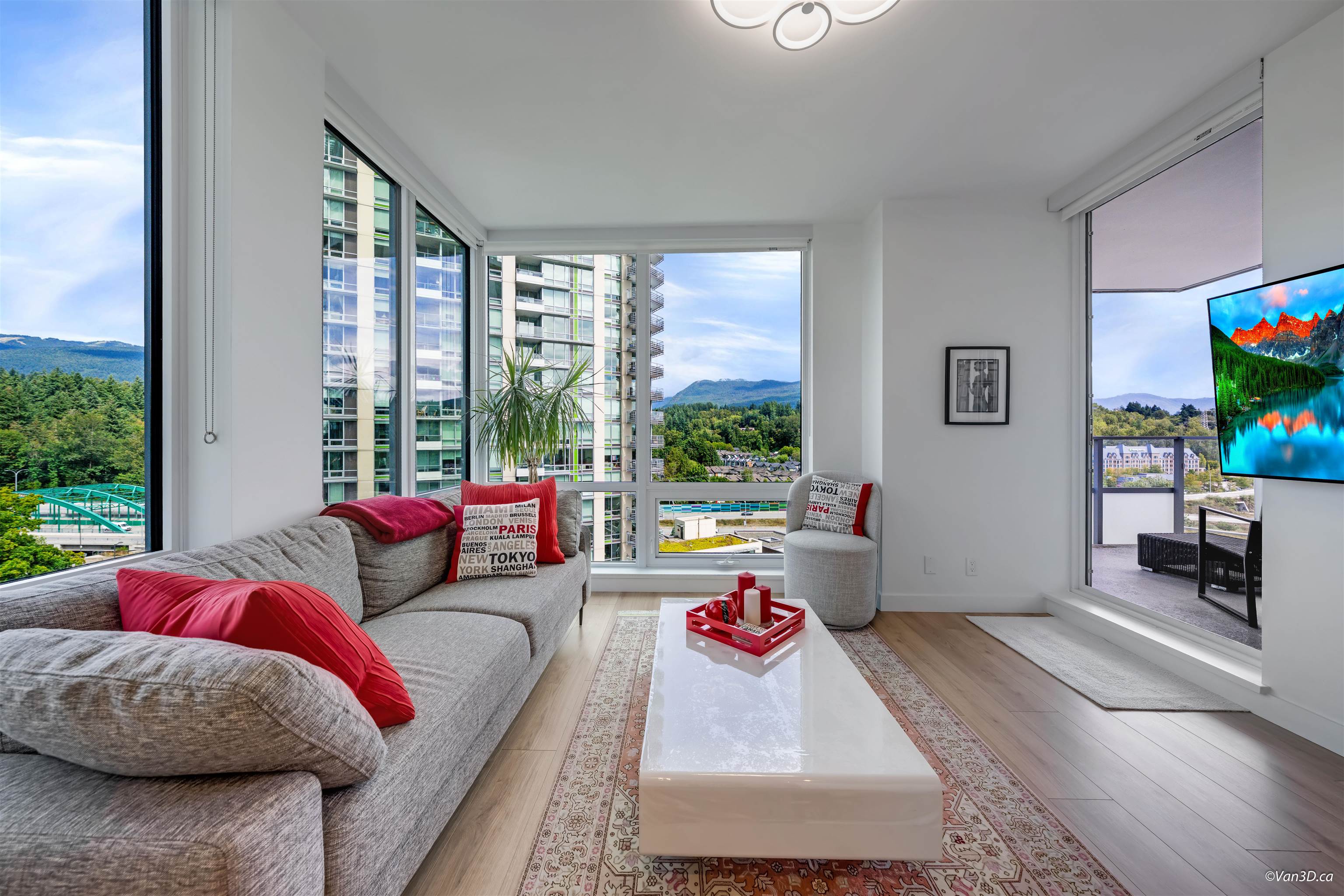 1102 1500 FERN STREET, R3040163, BC,