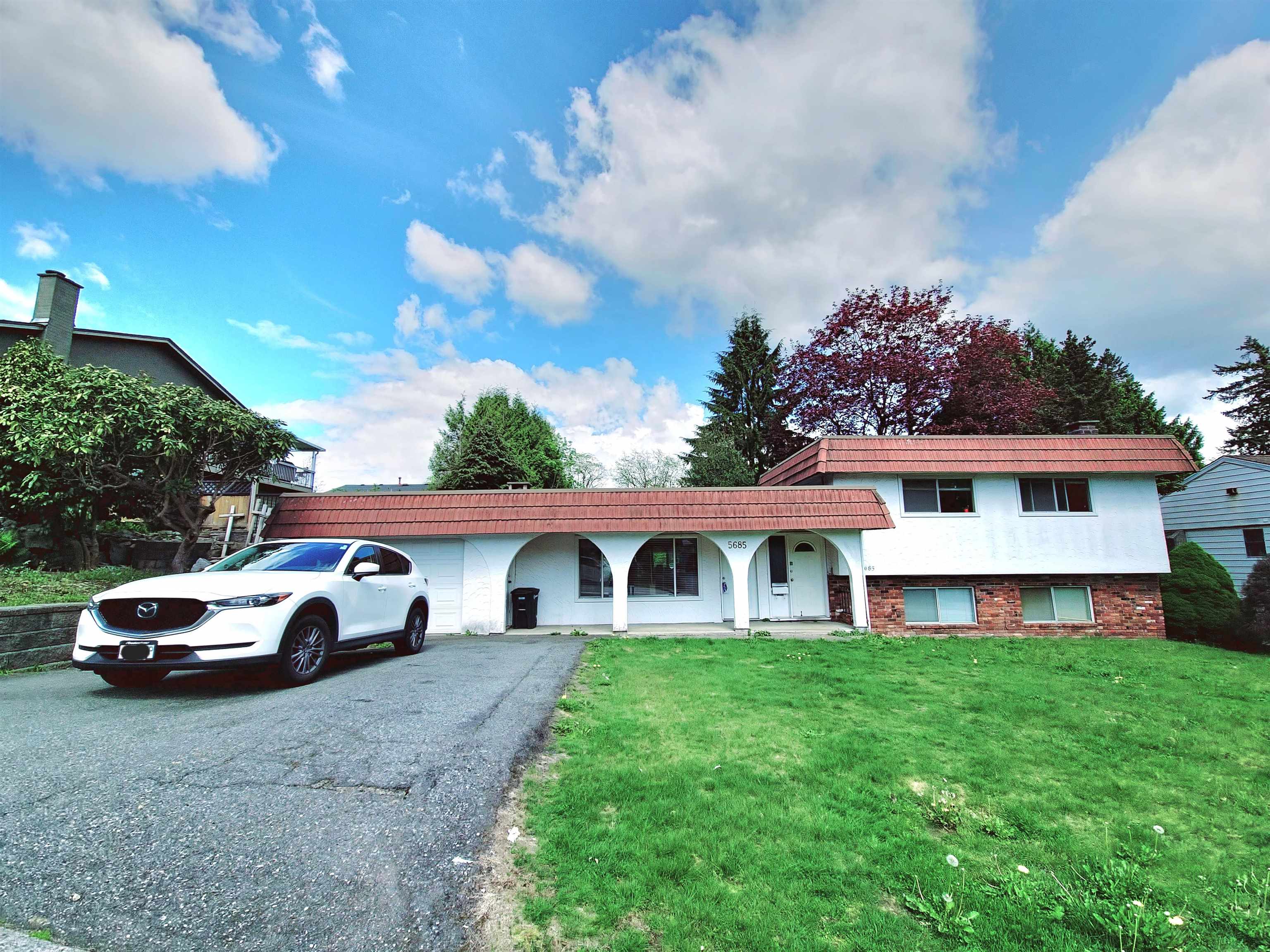 5685 FOREST STREET, Burnaby BC V5G 1X5, R3040182, BC,