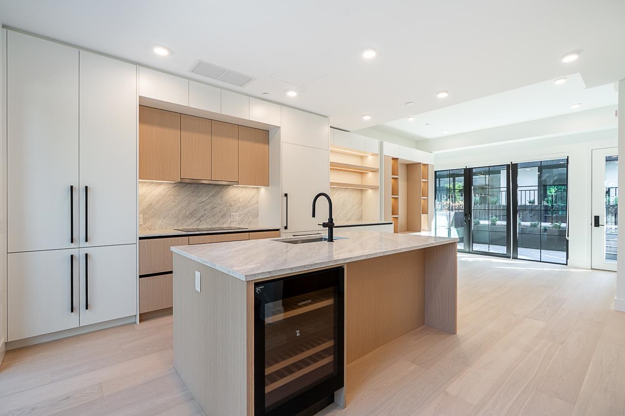 107 551 28TH AVENUE, R3040188, BC,