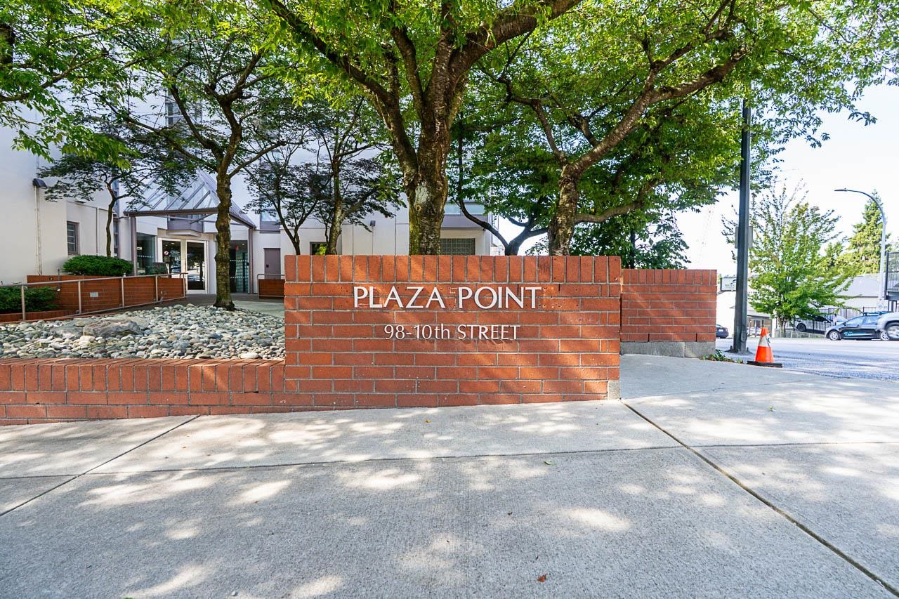 403 98 TENTH STREET, R3040210, BC,