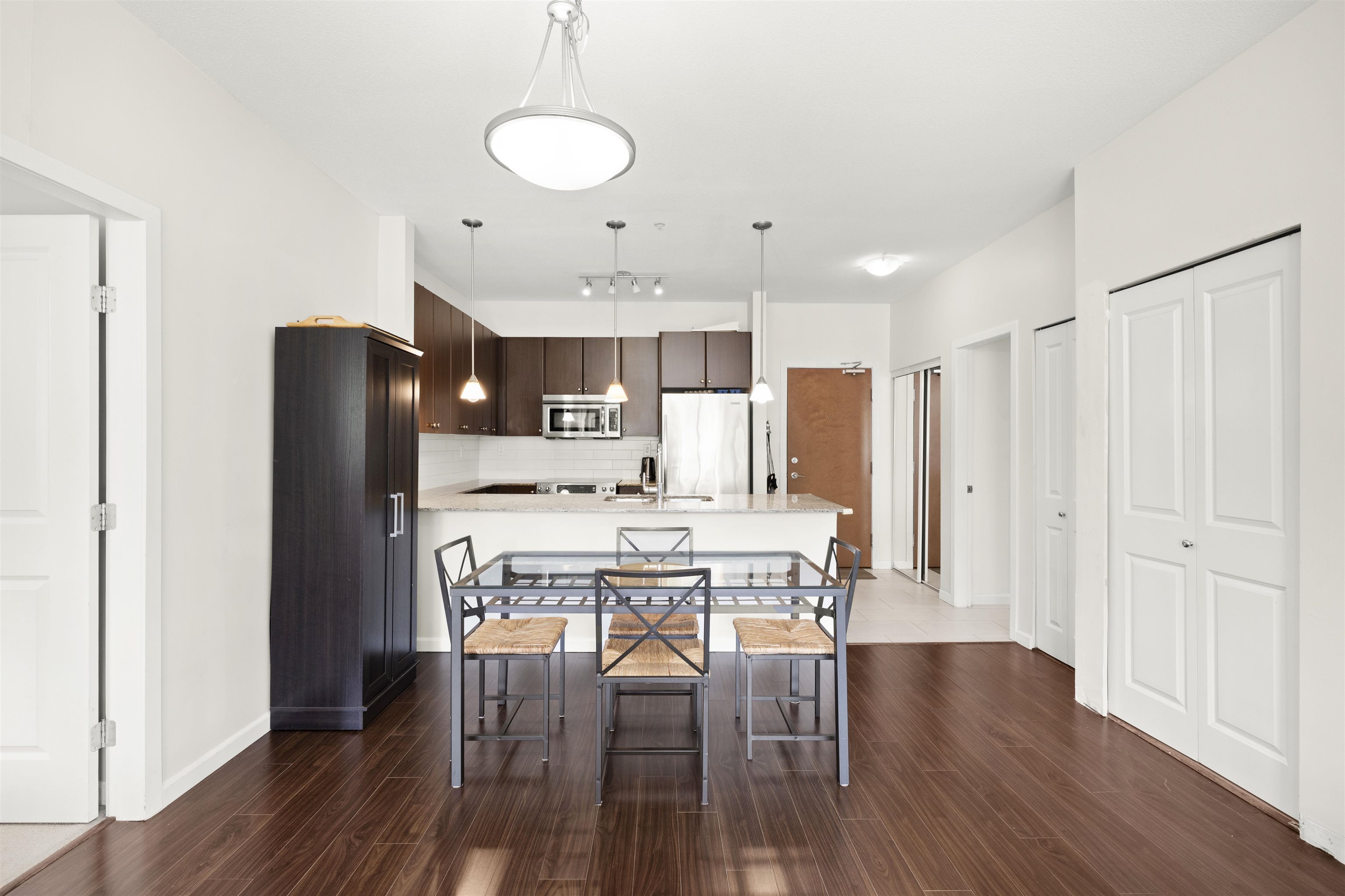 301 275 ROSS DRIVE, R3040252, BC,