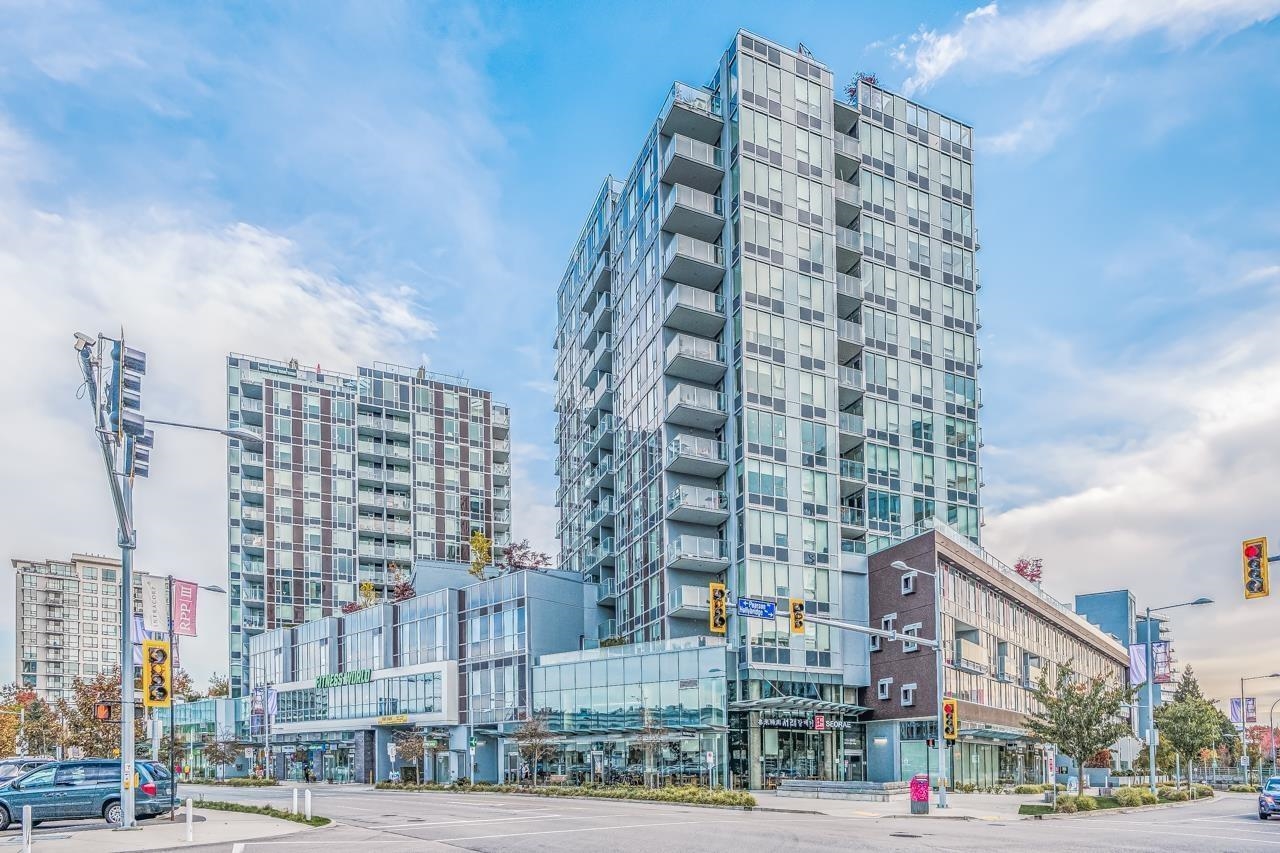 1501 7468 LANSDOWNE ROAD, R3040253, BC,