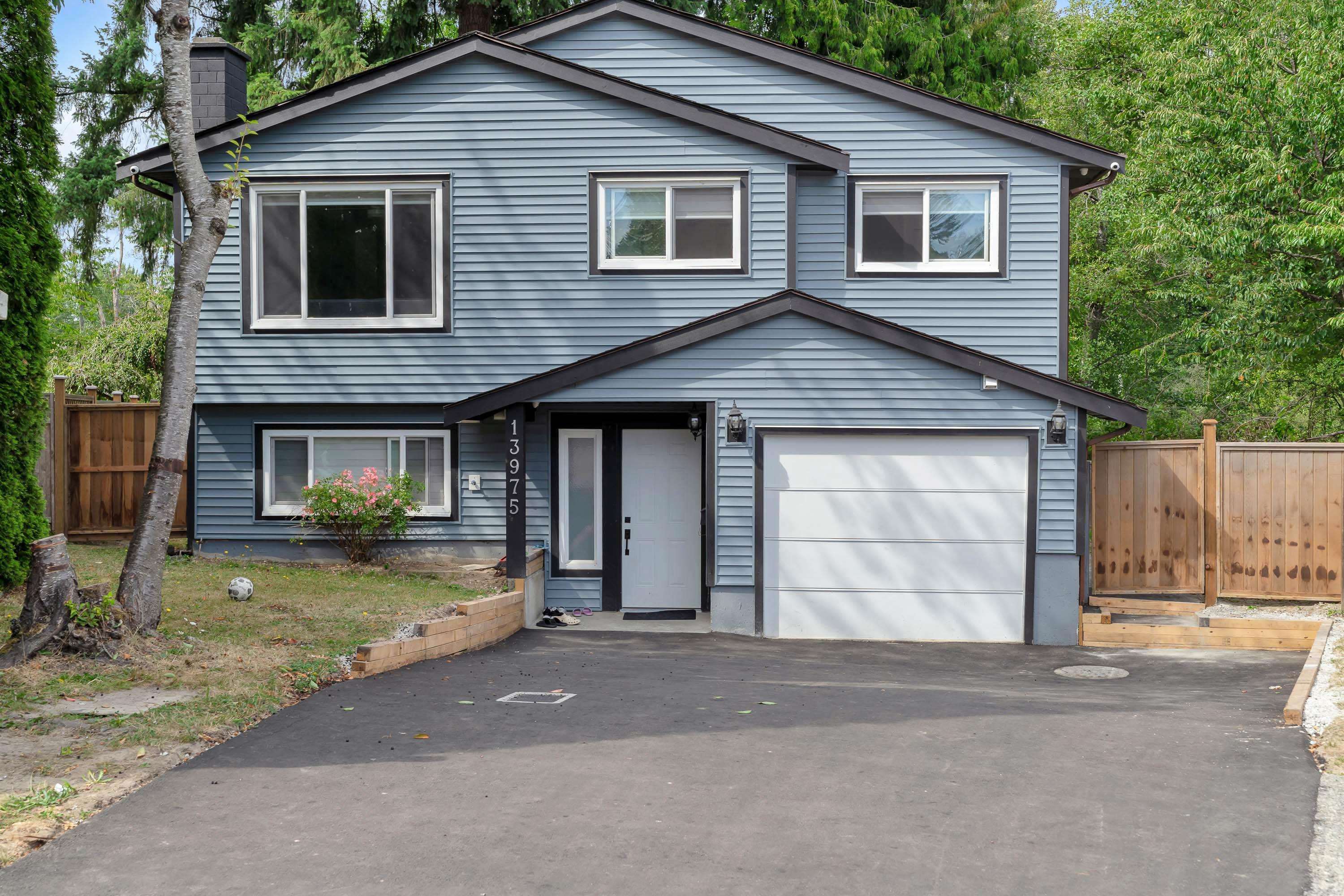 13975 80B AVENUE, Surrey BC V3W 6P7, R3040394, BC,