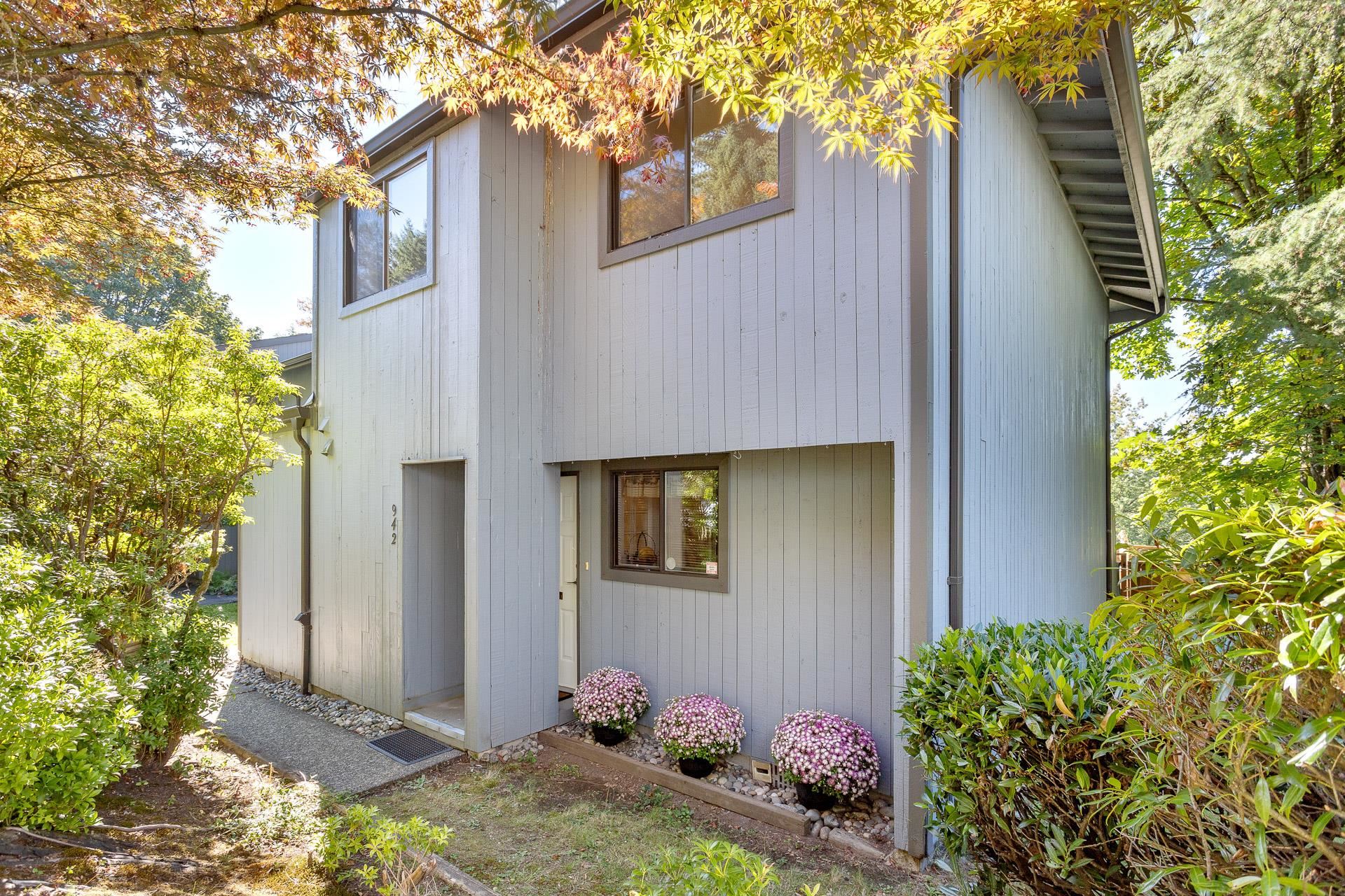 942 BLACKSTOCK ROAD, Port Moody BC V3H 3S2, R3040505, BC,