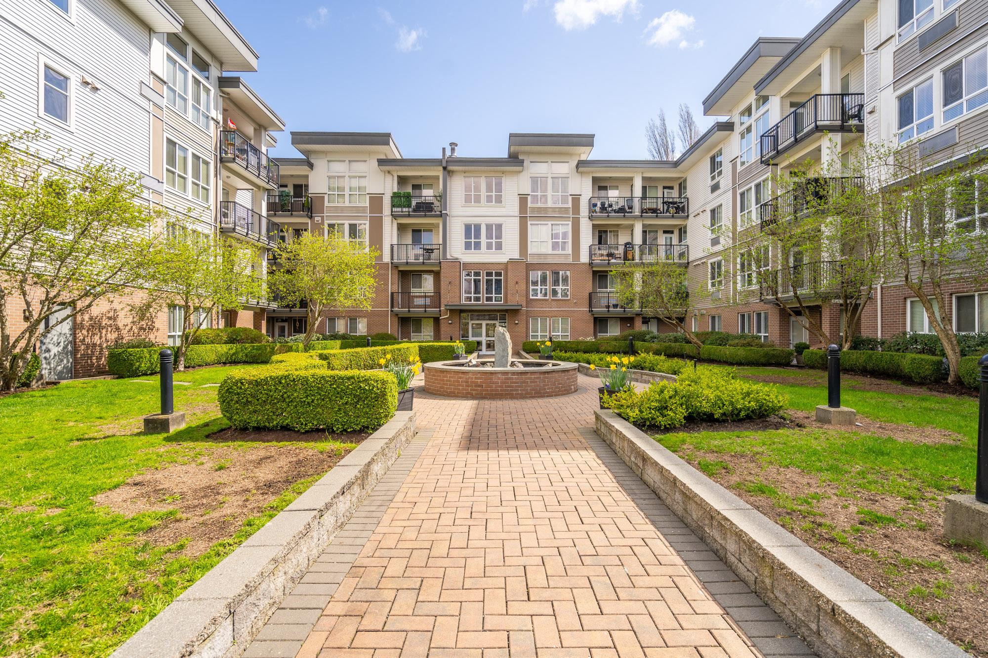 106 5430 201 STREET, R3040534, BC,