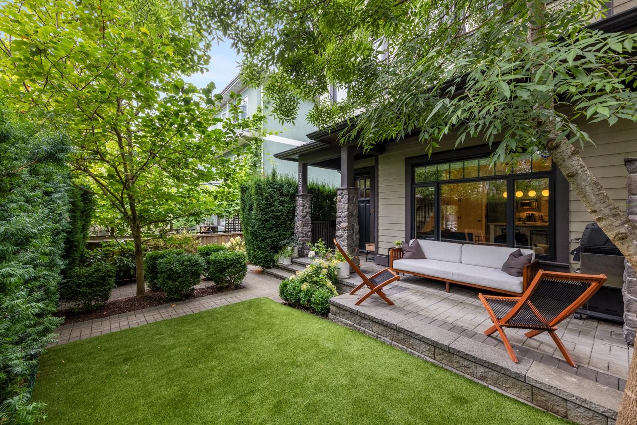 1923 GRANT STREET, Vancouver BC V5L 2Z1, R3040608, BC,