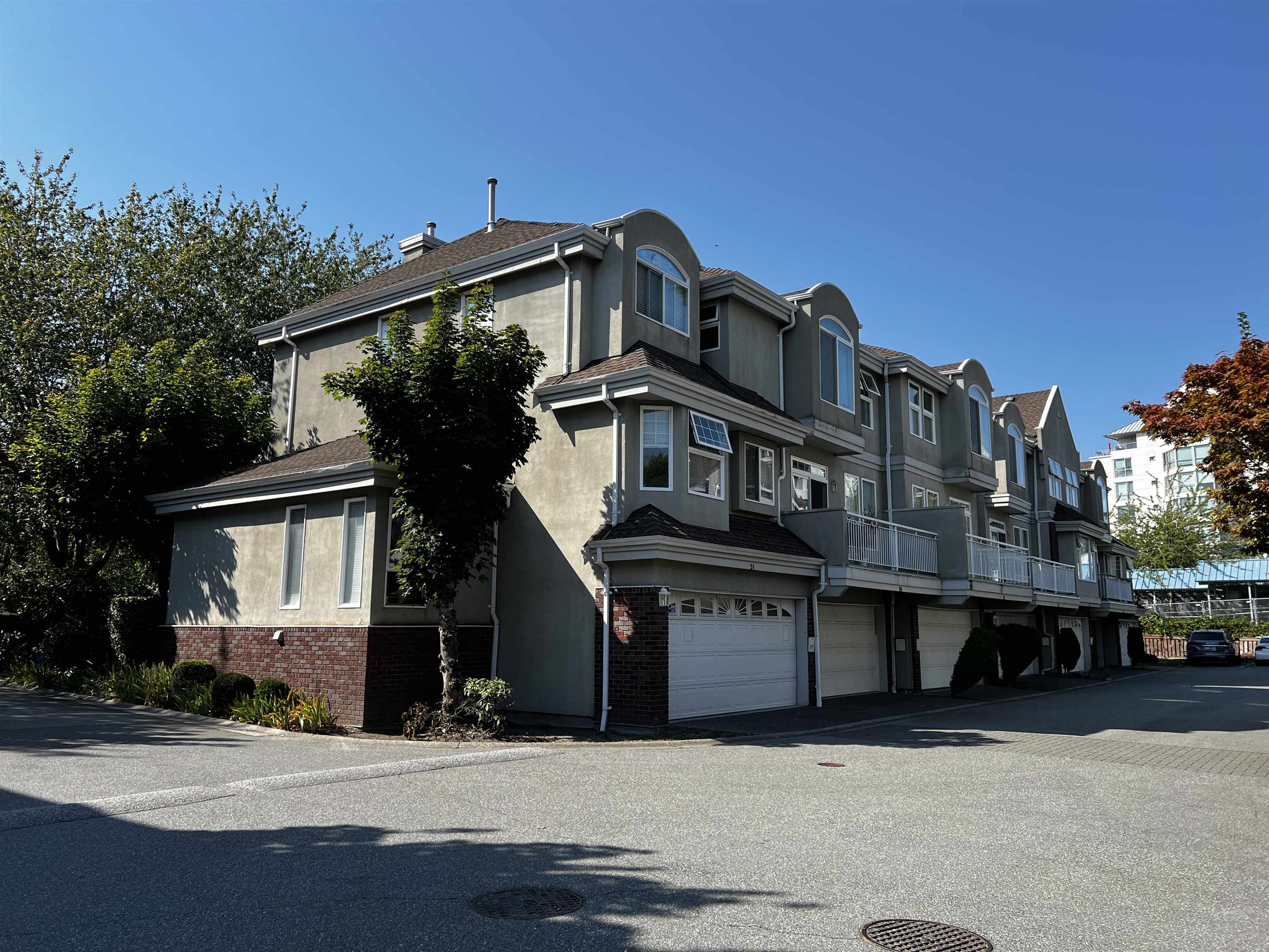 51 5840 DOVER CRESCENT, R3040622, BC,