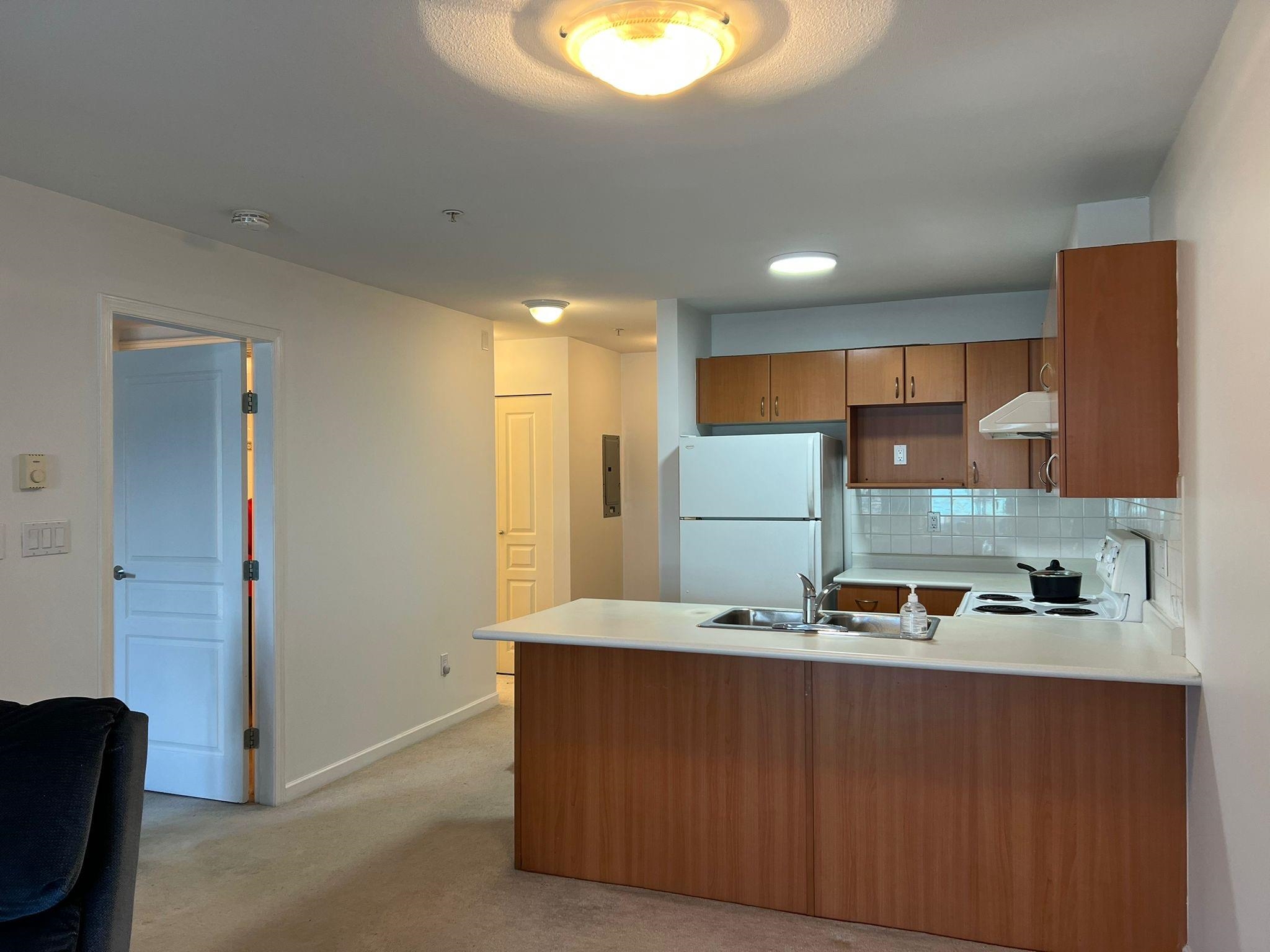 208 6991 VICTORIA DRIVE, R3040627, BC,
