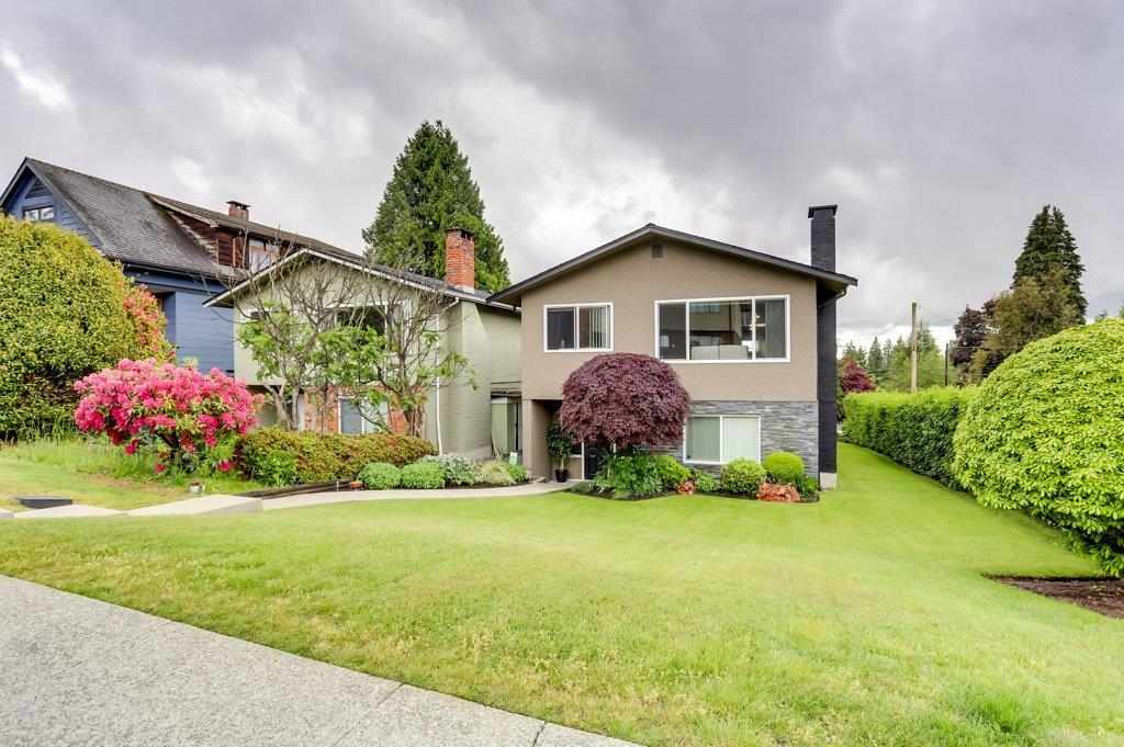 205 E 28TH STREET, North Vancouver BC V7N 1C1, R3040702, BC,