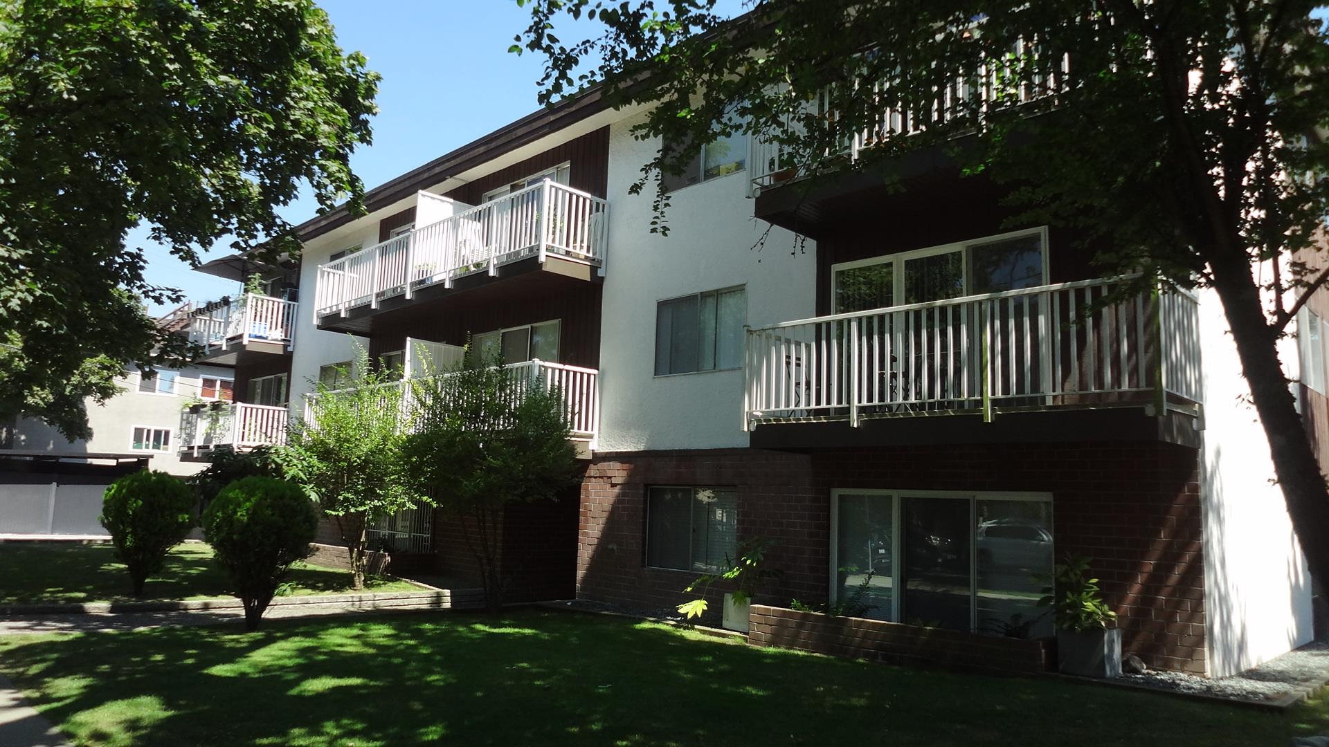 300 3170 QUEBEC STREET, R3040768, BC,