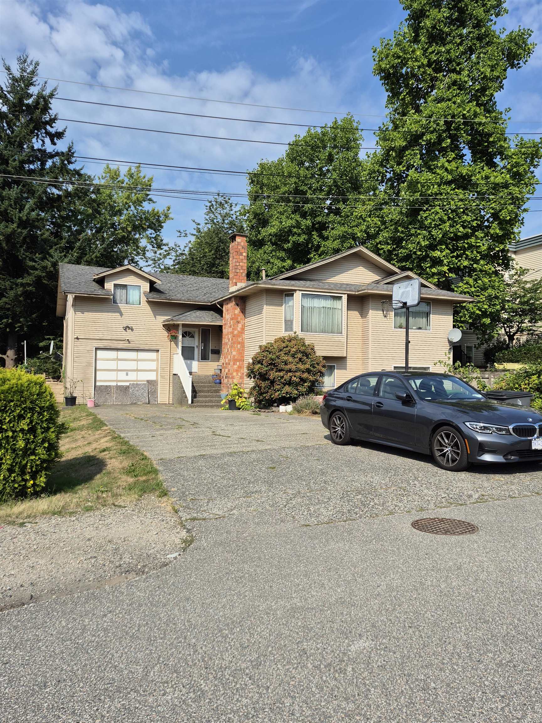 10661 138A STREET, Surrey BC V3T 4L2, R3040777, BC,