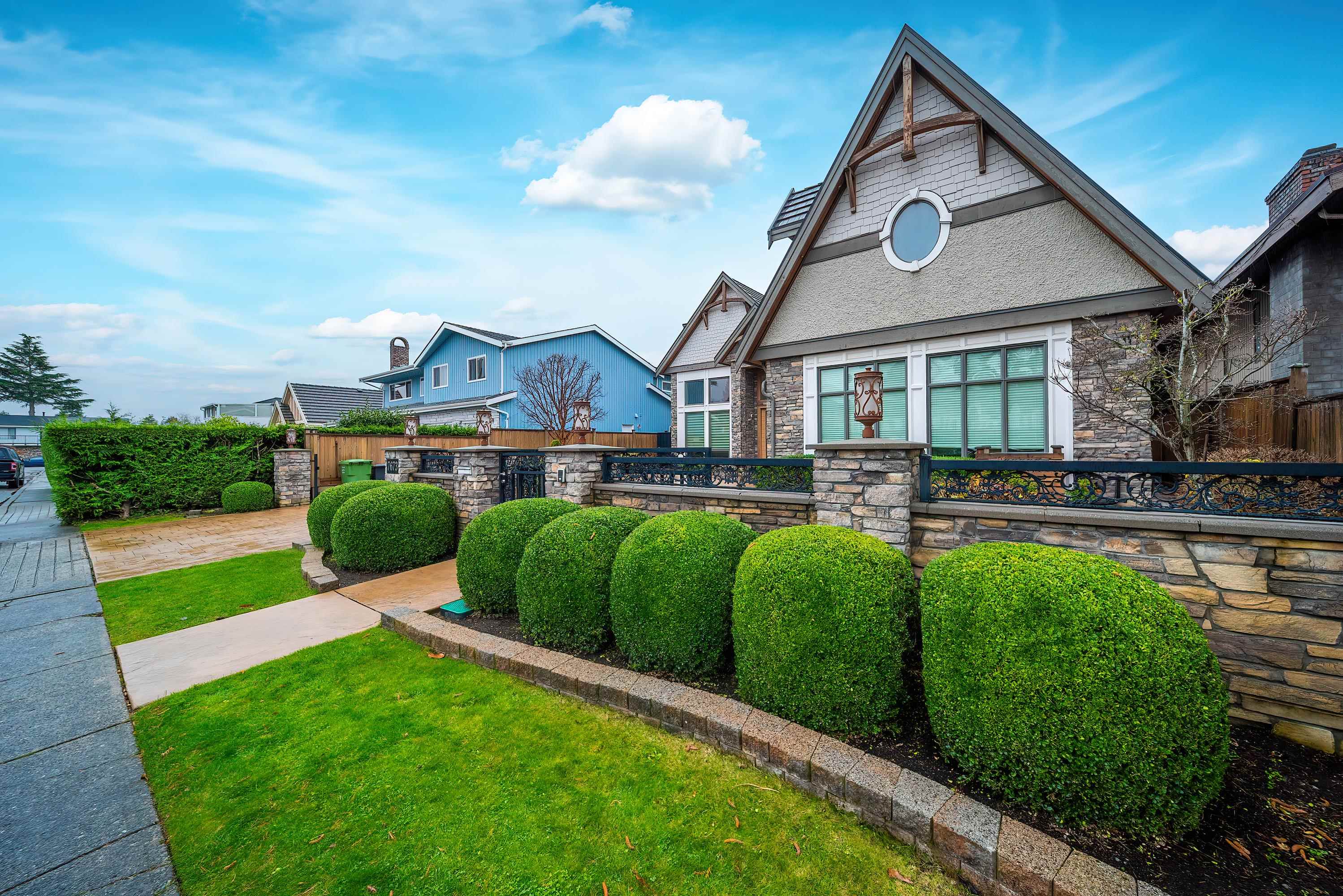 7673 DAMPIER DRIVE, Richmond BC V7C 4M3, R3040988, BC,