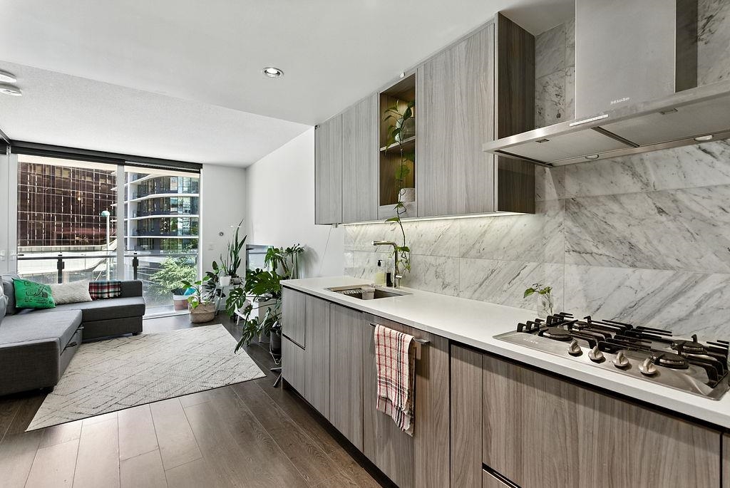 408 89 NELSON STREET, R3041037, BC,