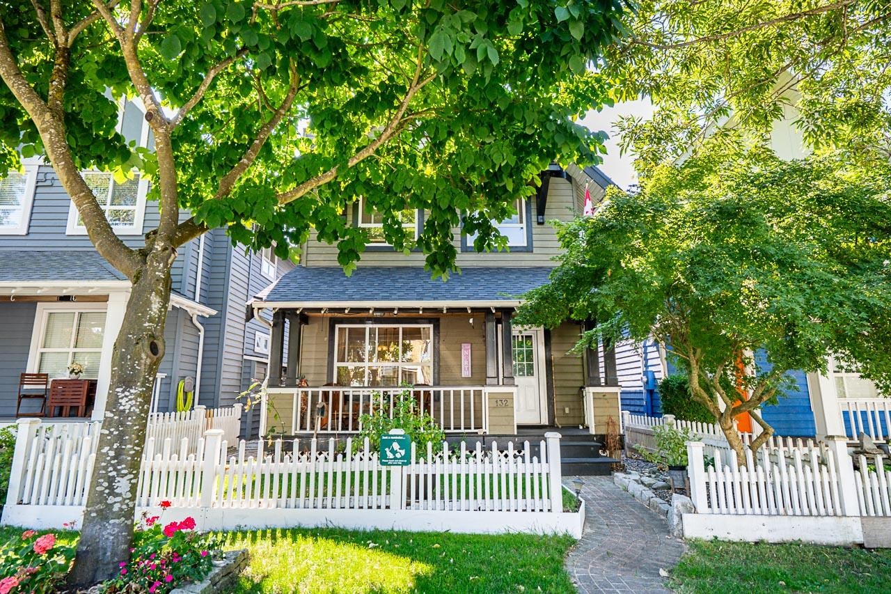 132 STAR CRESCENT, New Westminster BC V3M 6X5, R3041081, BC,