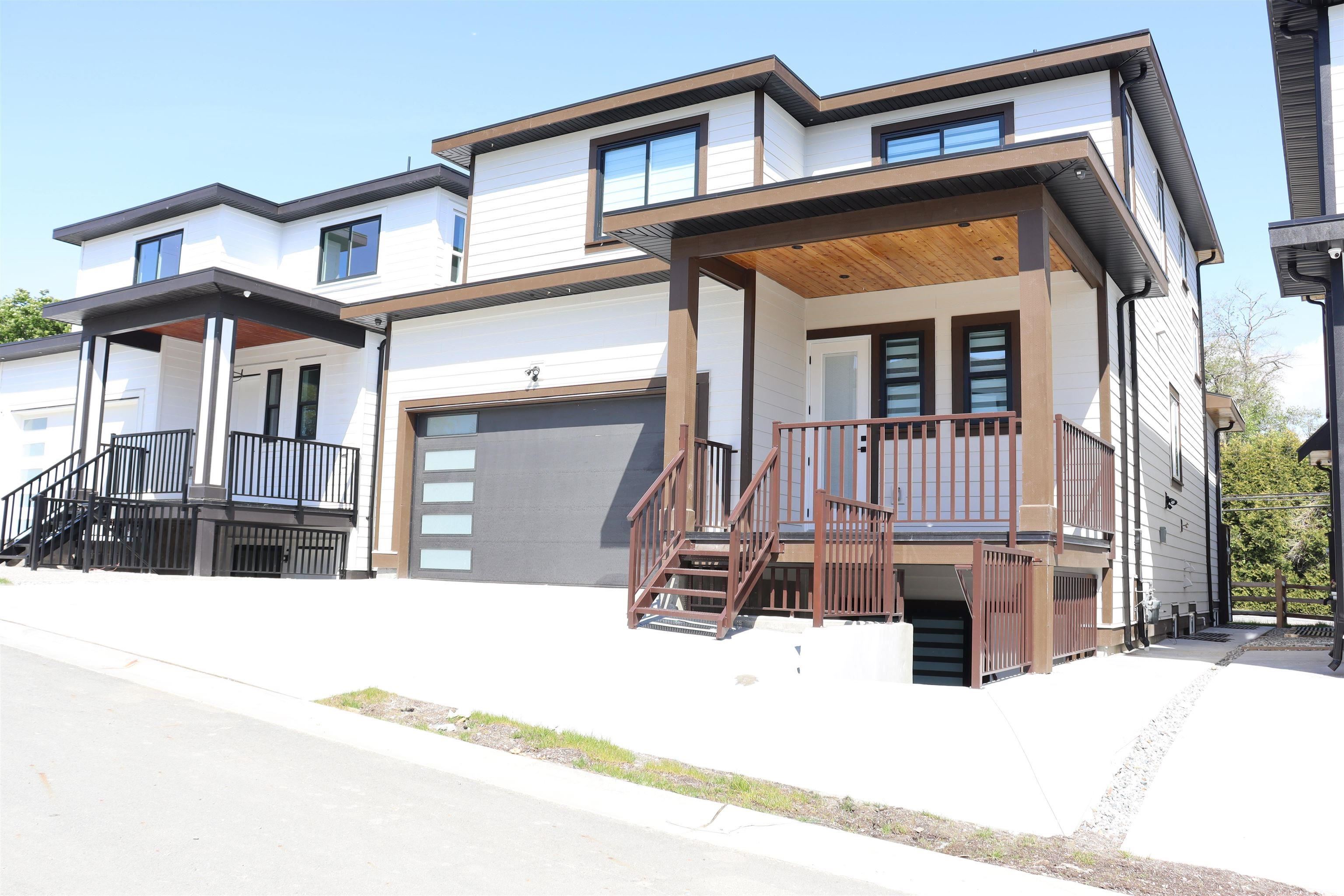 BASEMENT 1929 168 STREET, R3041298, BC,
