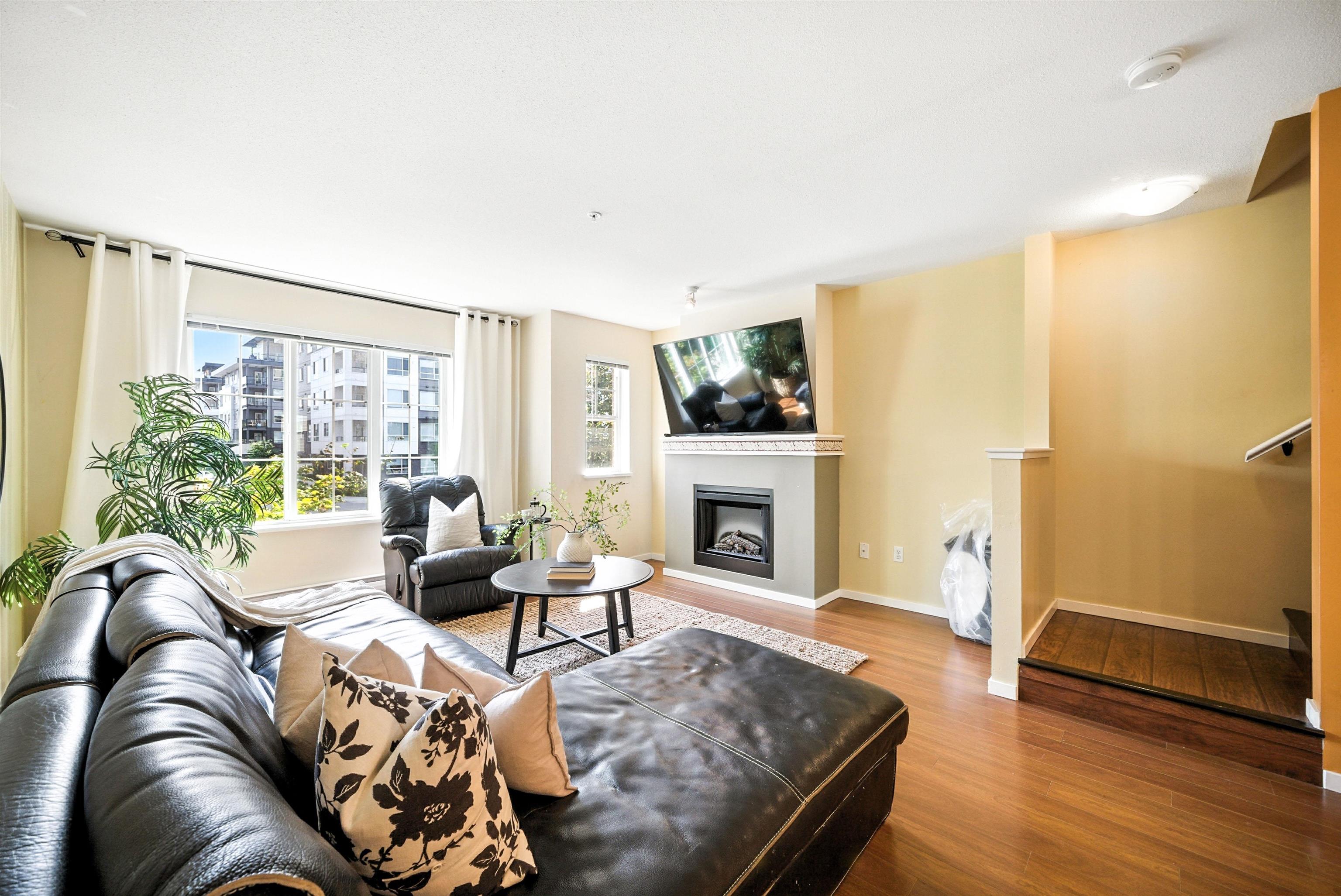 51 20875 80 AVENUE, R3041333, BC,