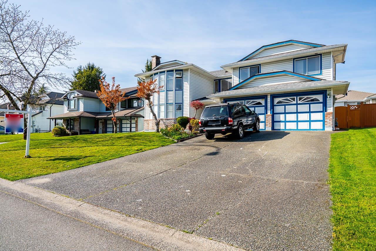 14317 89A AVENUE, Surrey BC V3V 7T1, R3041363, BC,